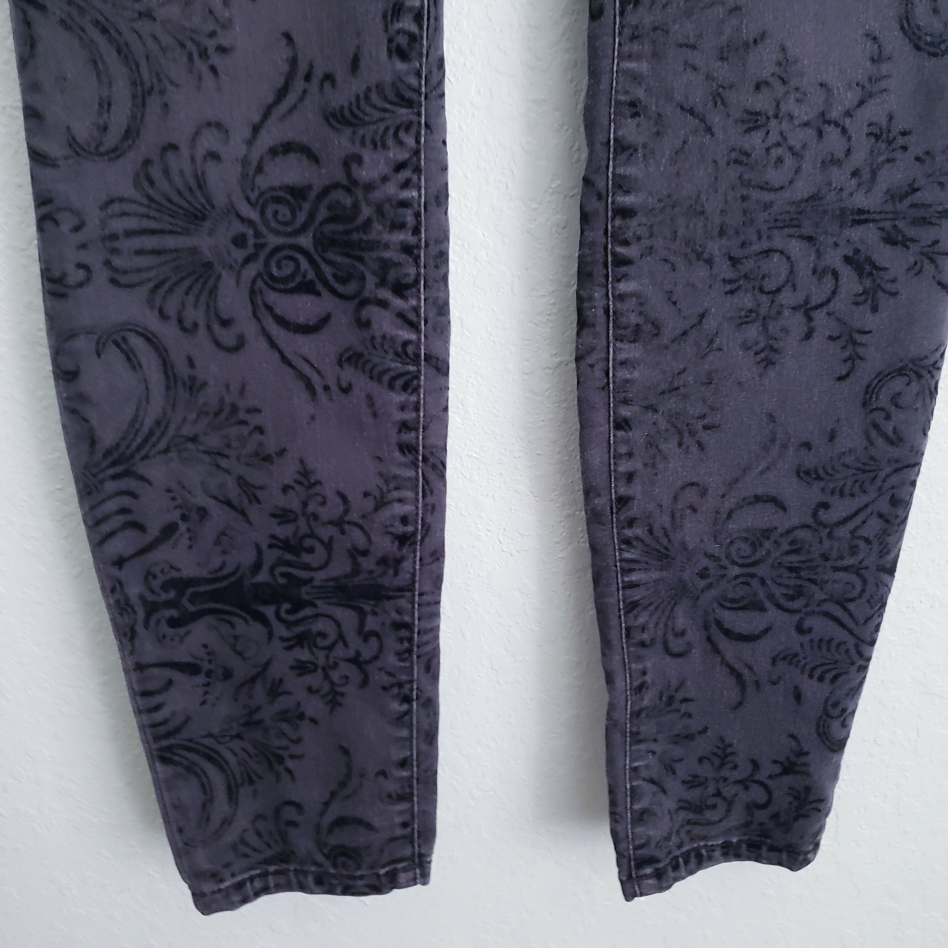 Rachel Rachel Roy Velvet Brocade Textured Skinny Jeans - Floral - Black - 27