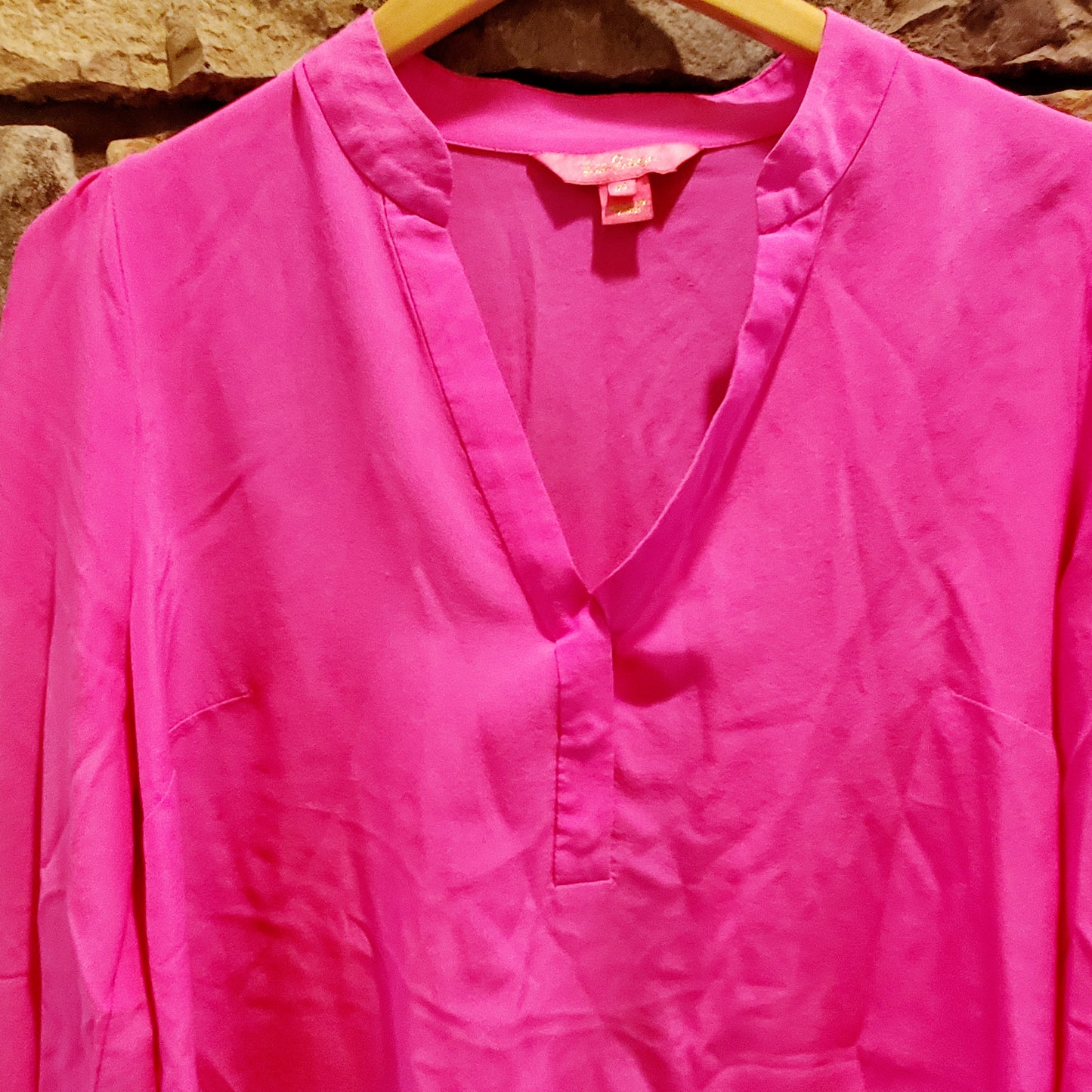 Lilly Pulitzer Dae Smocked Cuff Popover Silk Blouse - /Pink - M