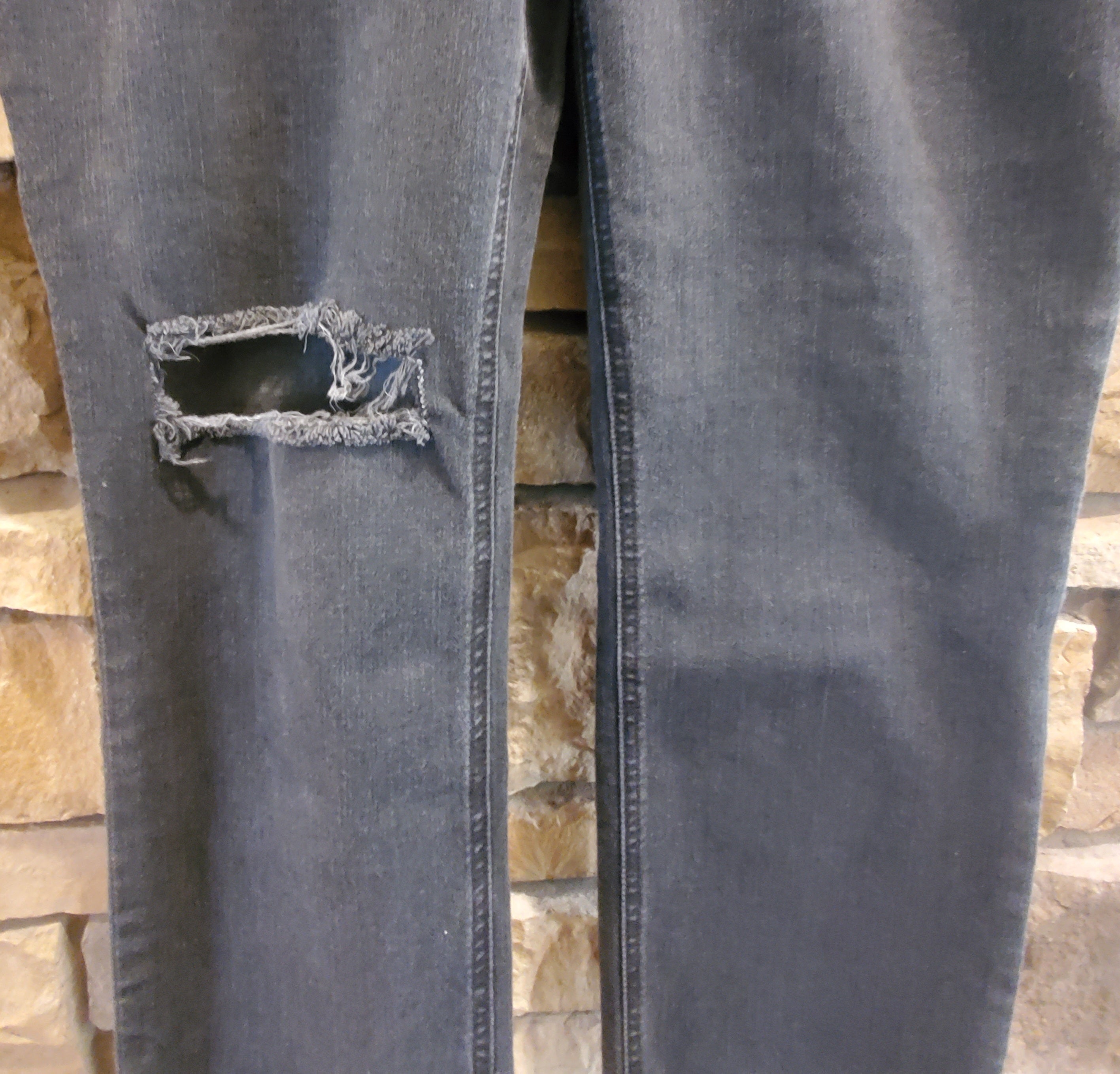 Paige Cindy High-Rise Distressed Straight Leg Jeans - /Black - 31
