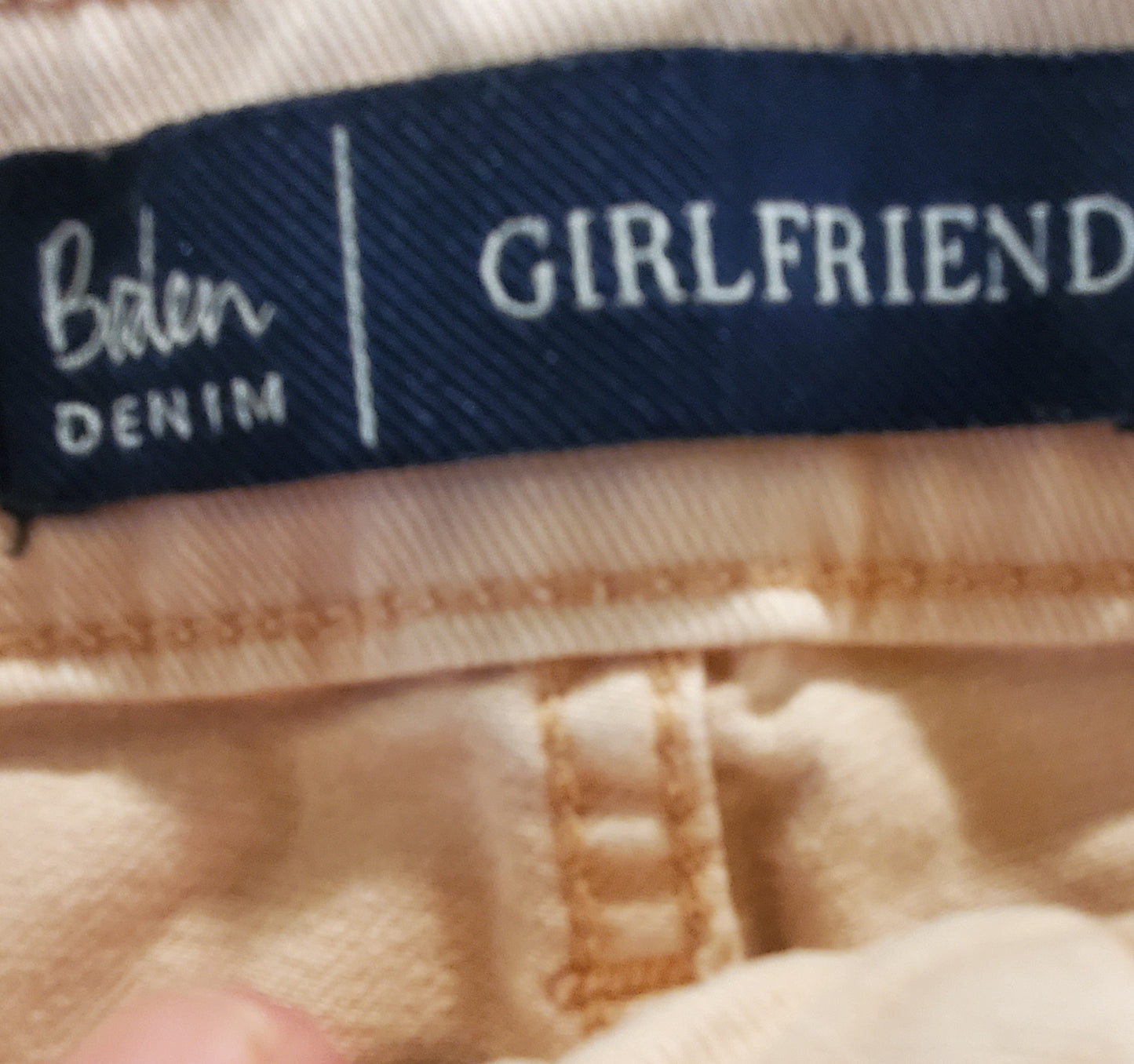 Boden Mid Rise Button Front Girlfriend Jeans - /Pink - 12