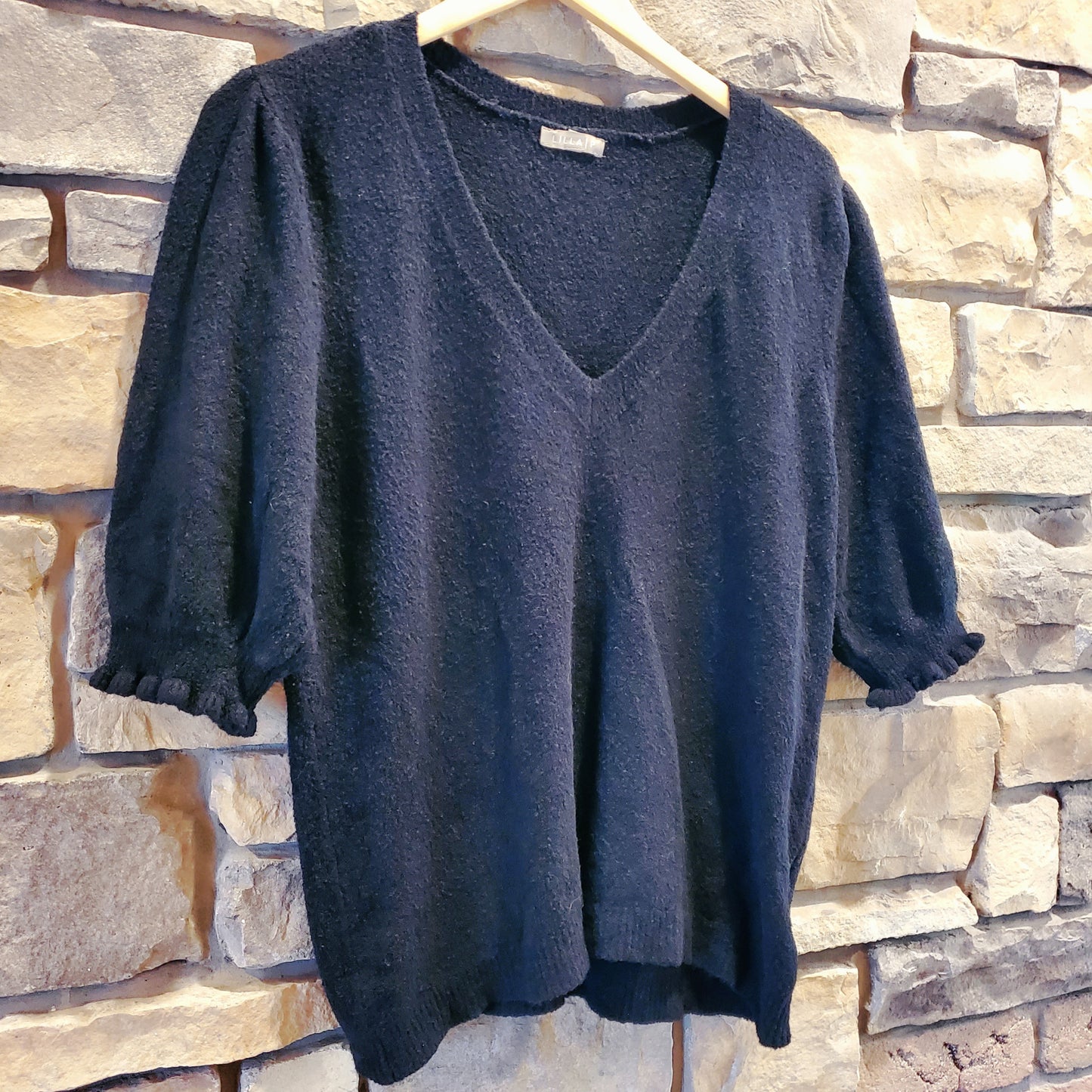 Lilla P Quarter Sleeve V-Neck Sweater - Black - L