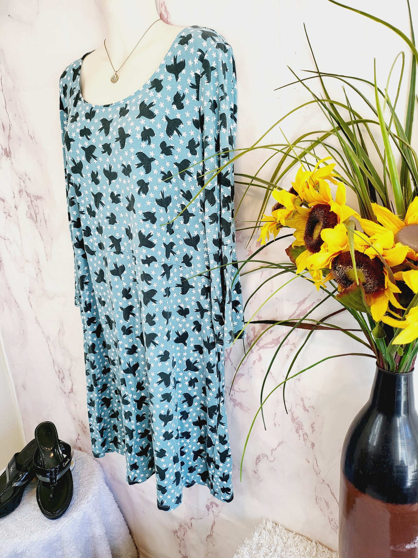 Boden 3/4 Sleeve Bird and Star Printed Dress - Abstract - Blue Multi - 16