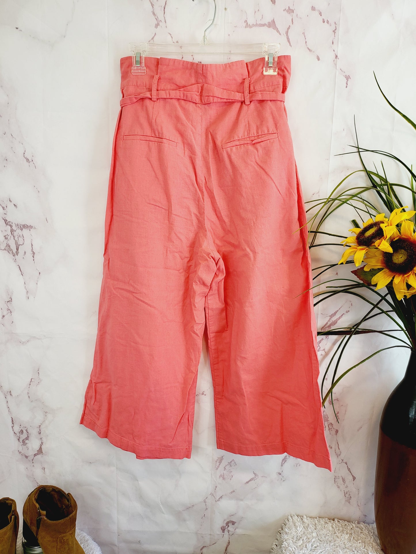 LPA Wide Crop Leg Paperbag Pants - /Pink - M