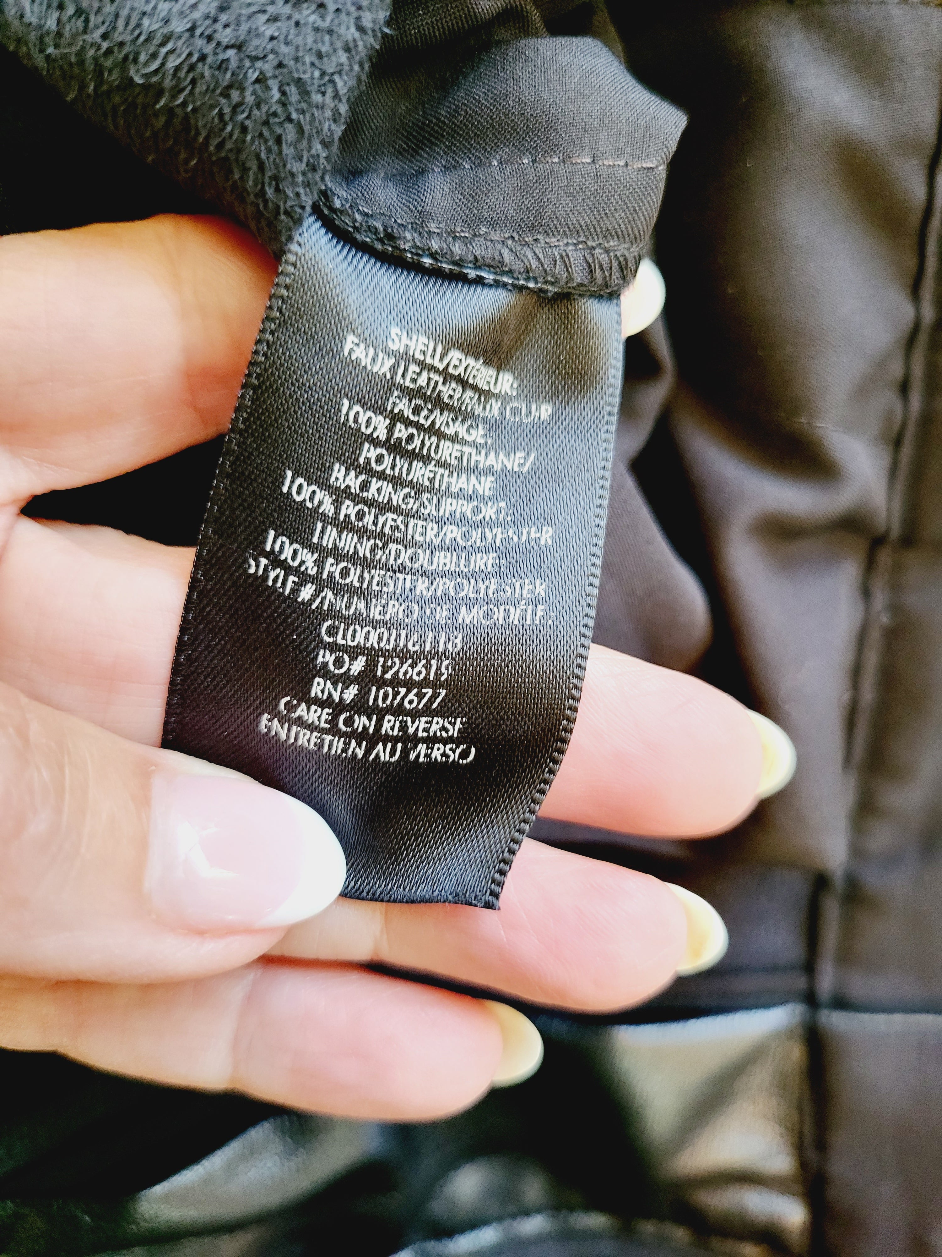 ALICE + OLIVIA Esta Vegan Leather Pleated Pant - Black