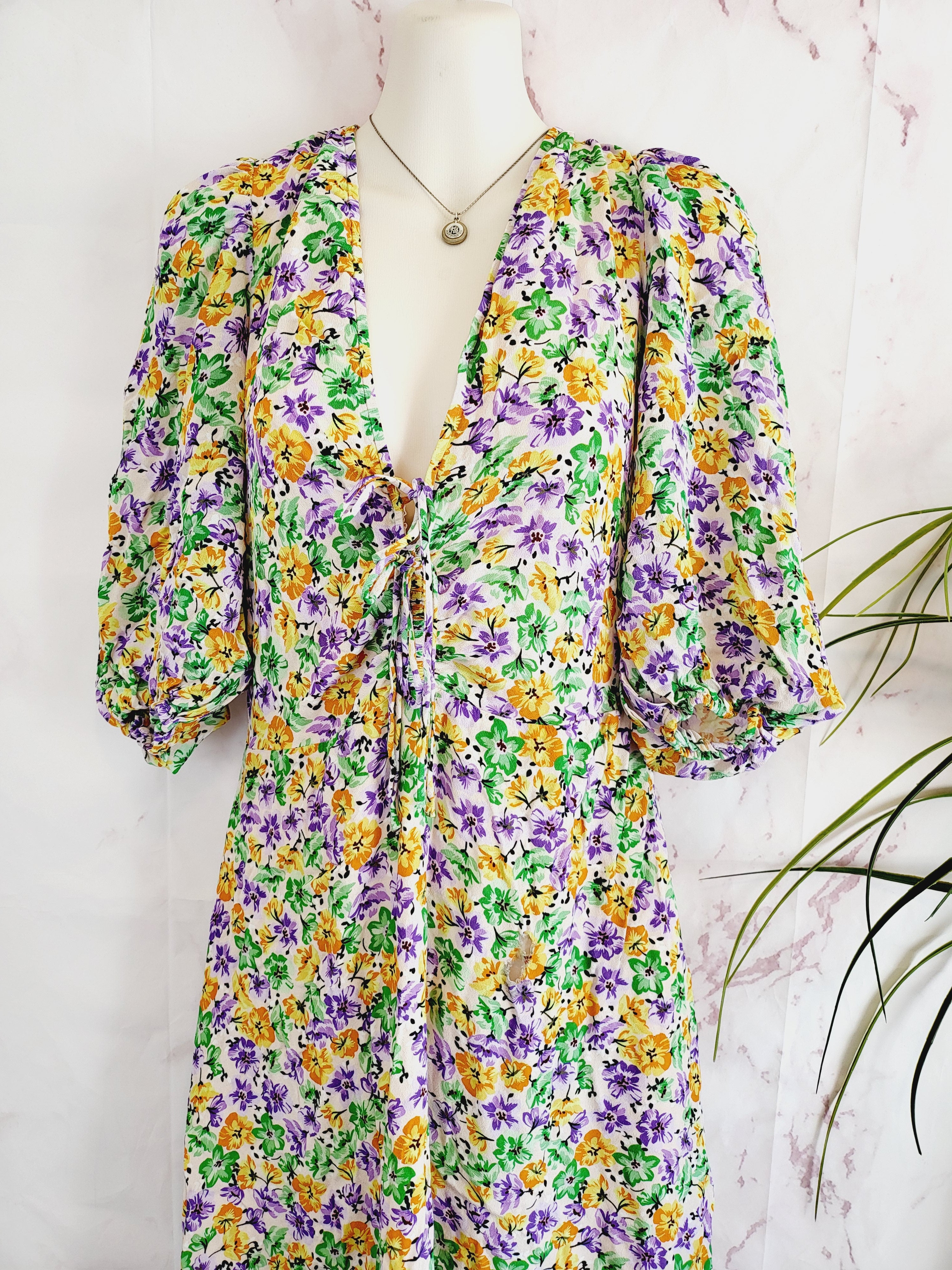 NICHOLAS Danielle Lace-Up Ruched Floral-Print Crepe Midi Dress Pink Us