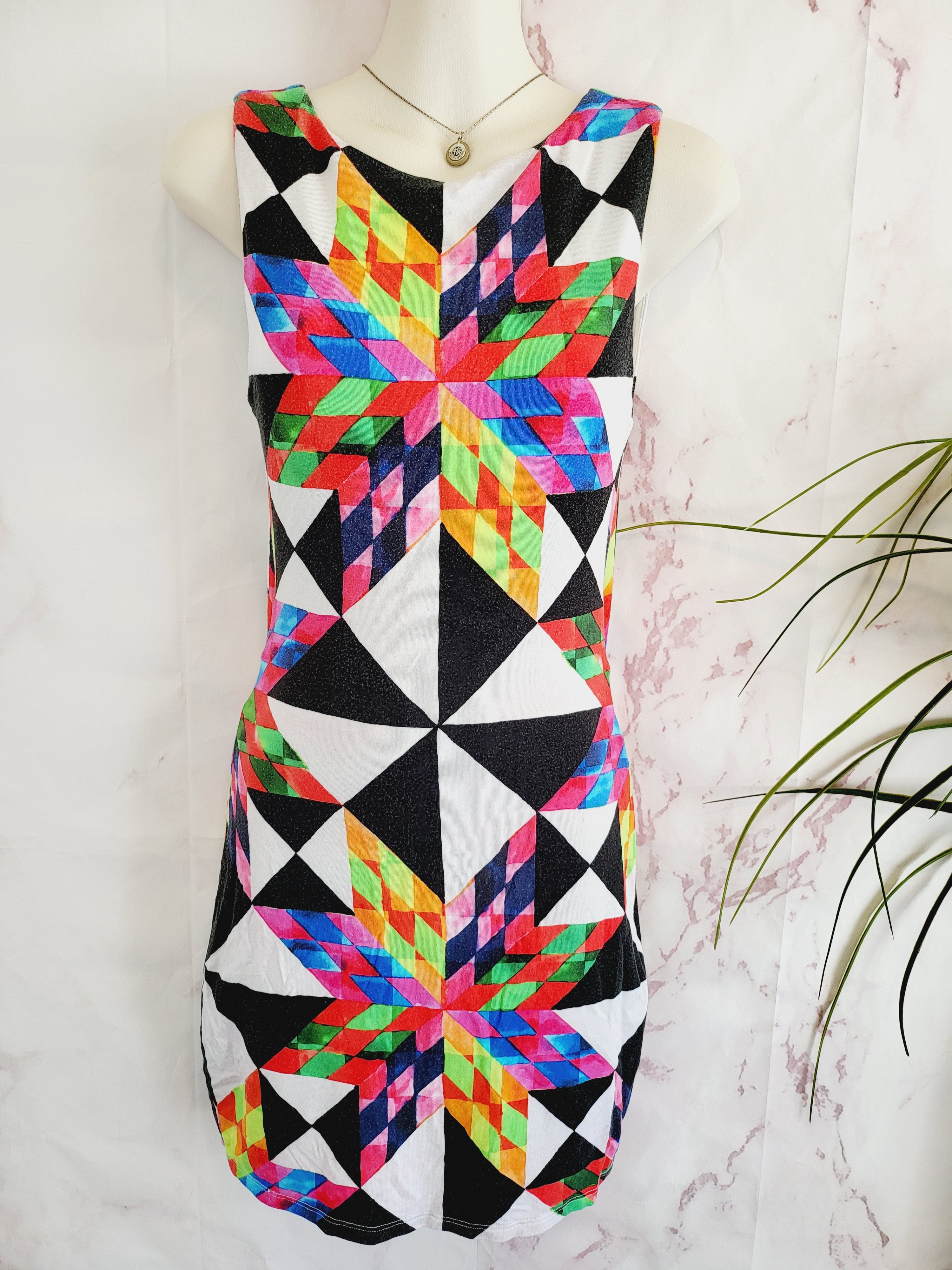 Mara Hoffman Sleeveless Back Cutout Bodycon Dress - Geometric - White Multi/Fractals Peach/Multi - S