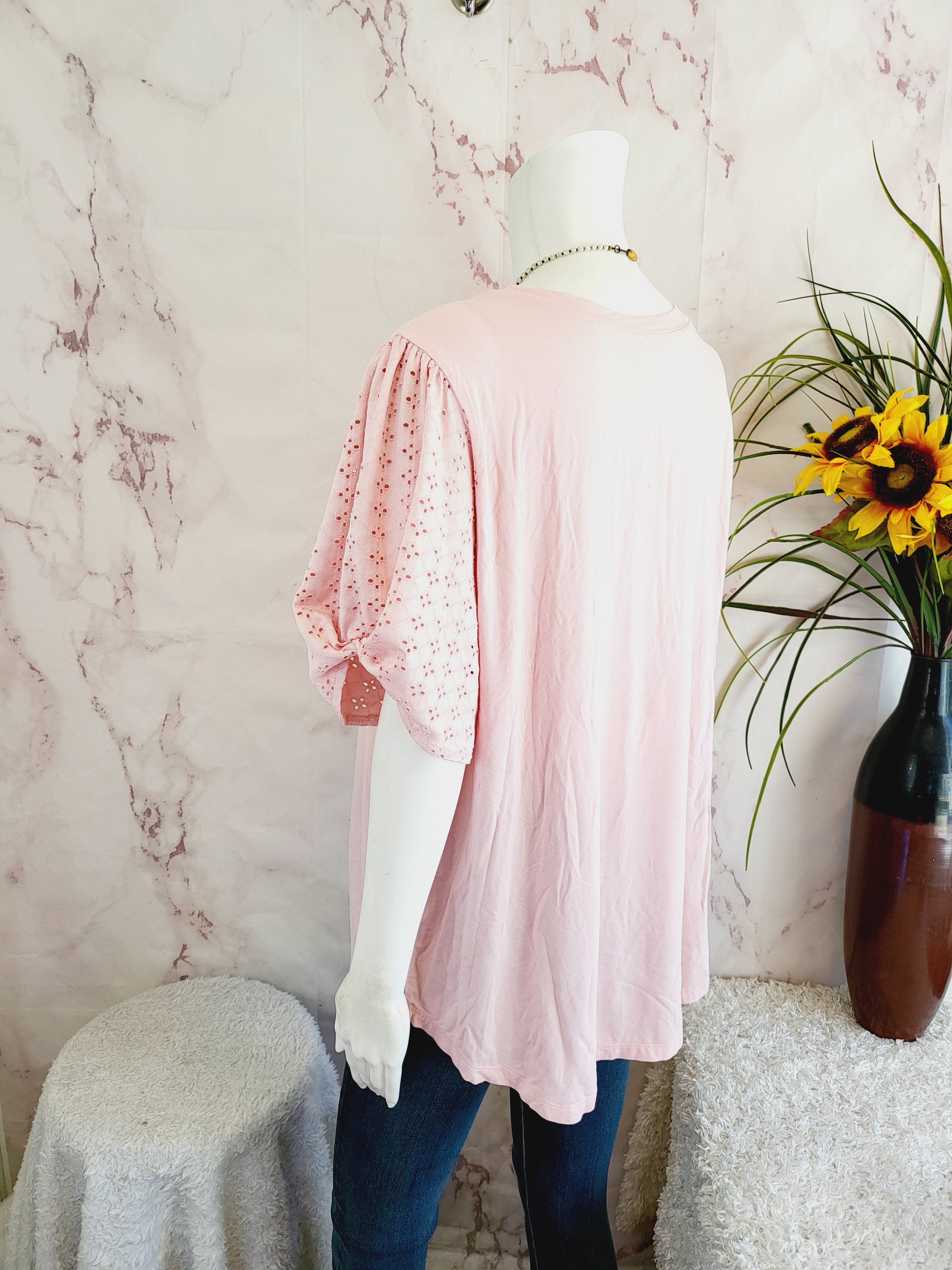 COOPER & ELLA Plus Eyelet-Sleeves Top
