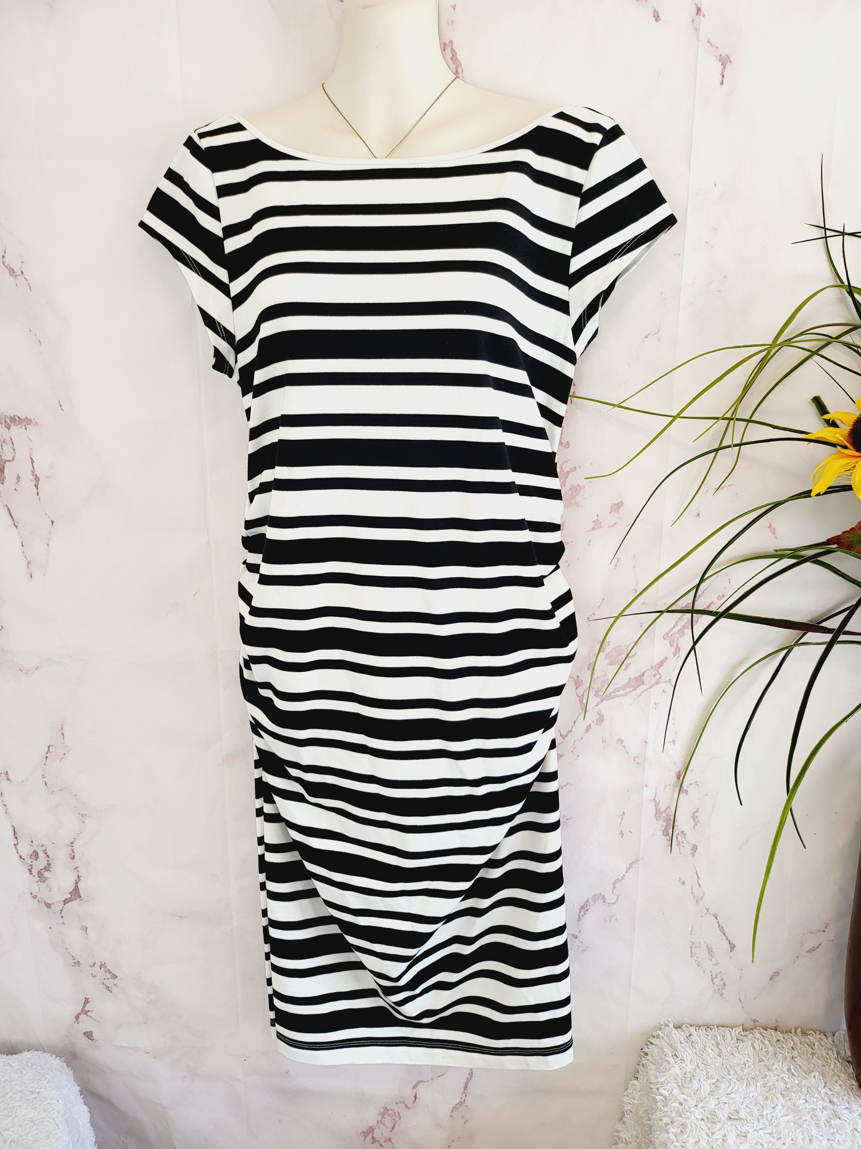 Soon Maternity Leo Cap Sleeve Maternity Dress