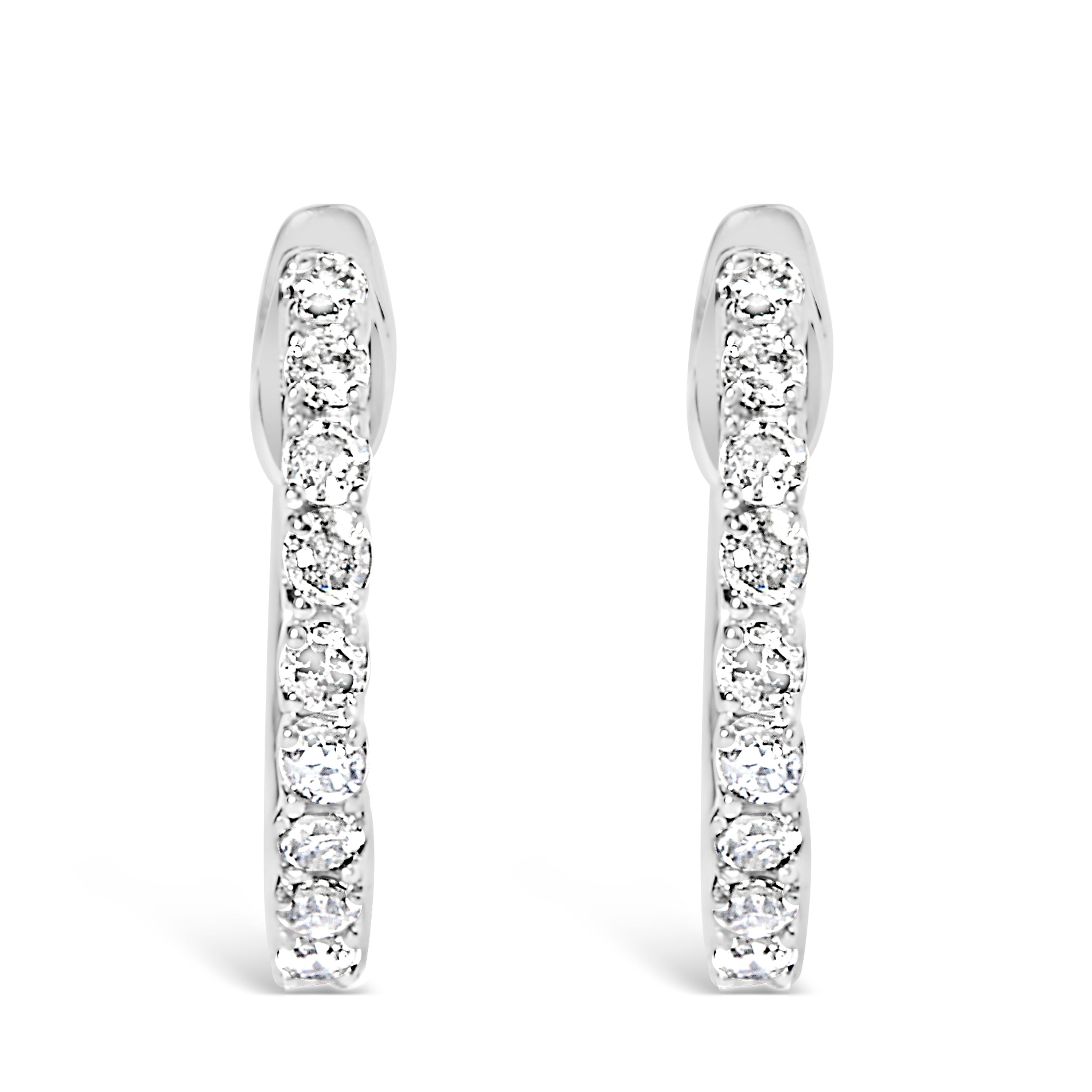 Haus of Brilliance .925 Sterling Silver 1/6 Cttw Diamond Petite Hoop Earrings (I-J Color, I2-I3 Clarity)