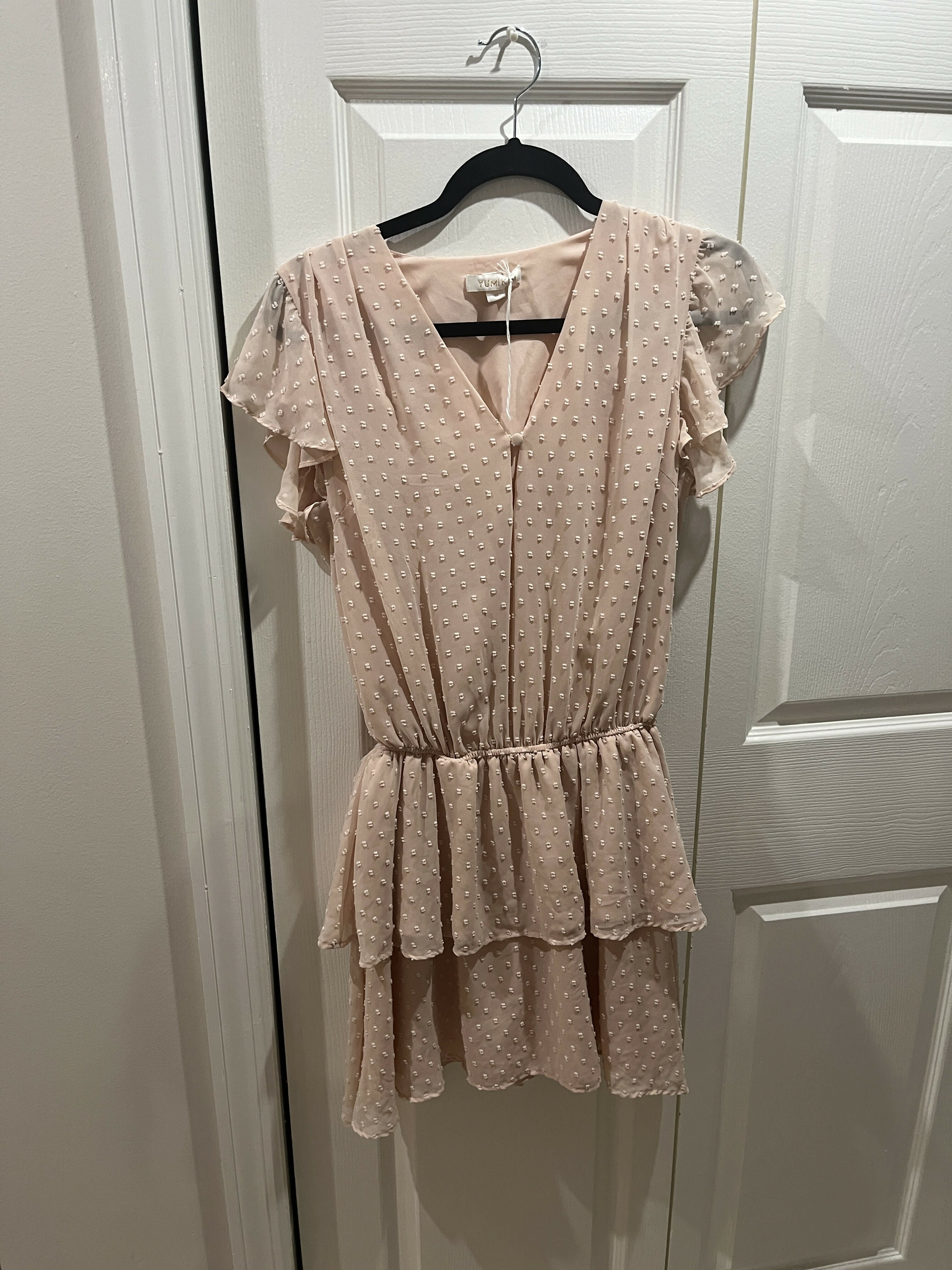 Yumi Kim Keyhole Neck Ruffled Mini Dress - Polka Dot - Pink/Swiss Dot Blush - M