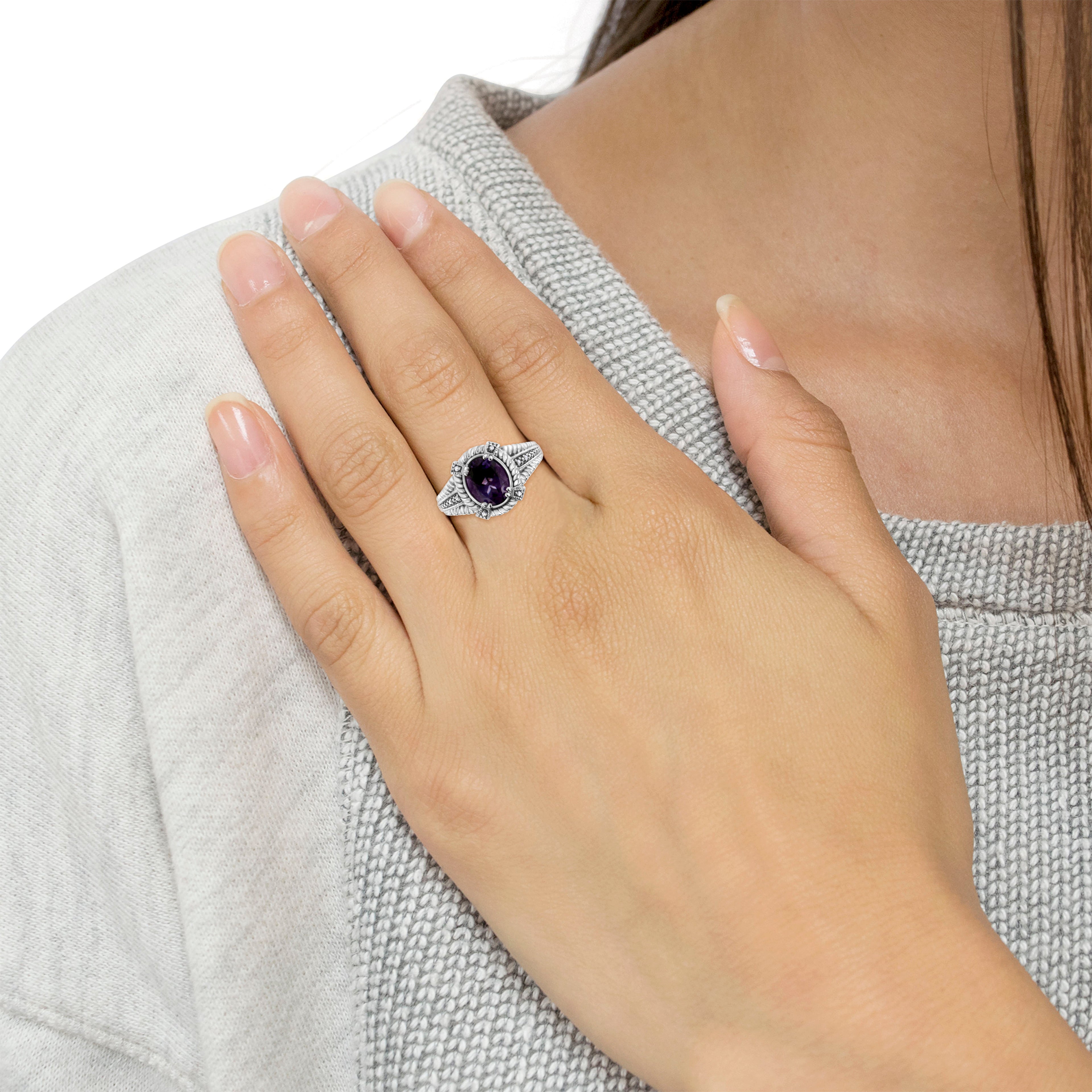 Haus of Brilliance .925 Sterling Silver Prong Set Natural Oval Shape 9X7 MM Purple Amethyst Solitaire and Diamond Accent Ring (I-J Color, I1-I2 Clarity) - Ring Size 6