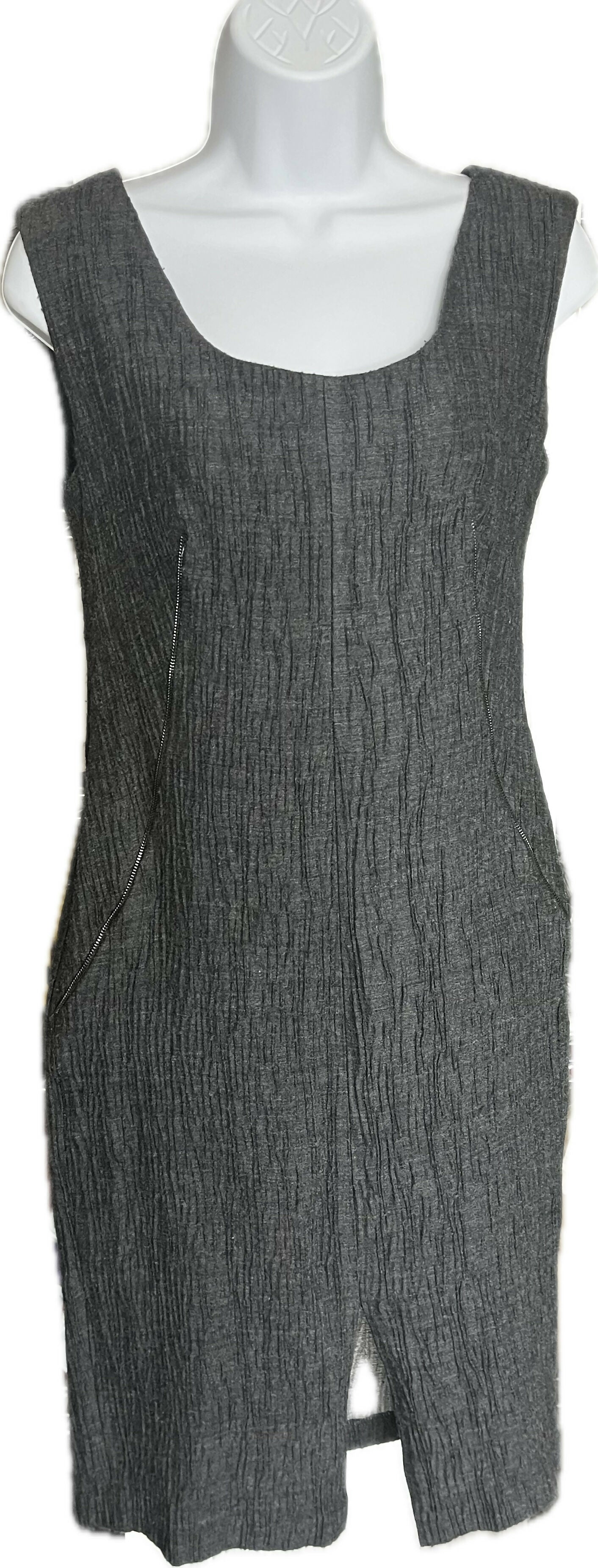 Lyudviga Couture Zipper Detail Textured Sleeveless Dress Gray size 6