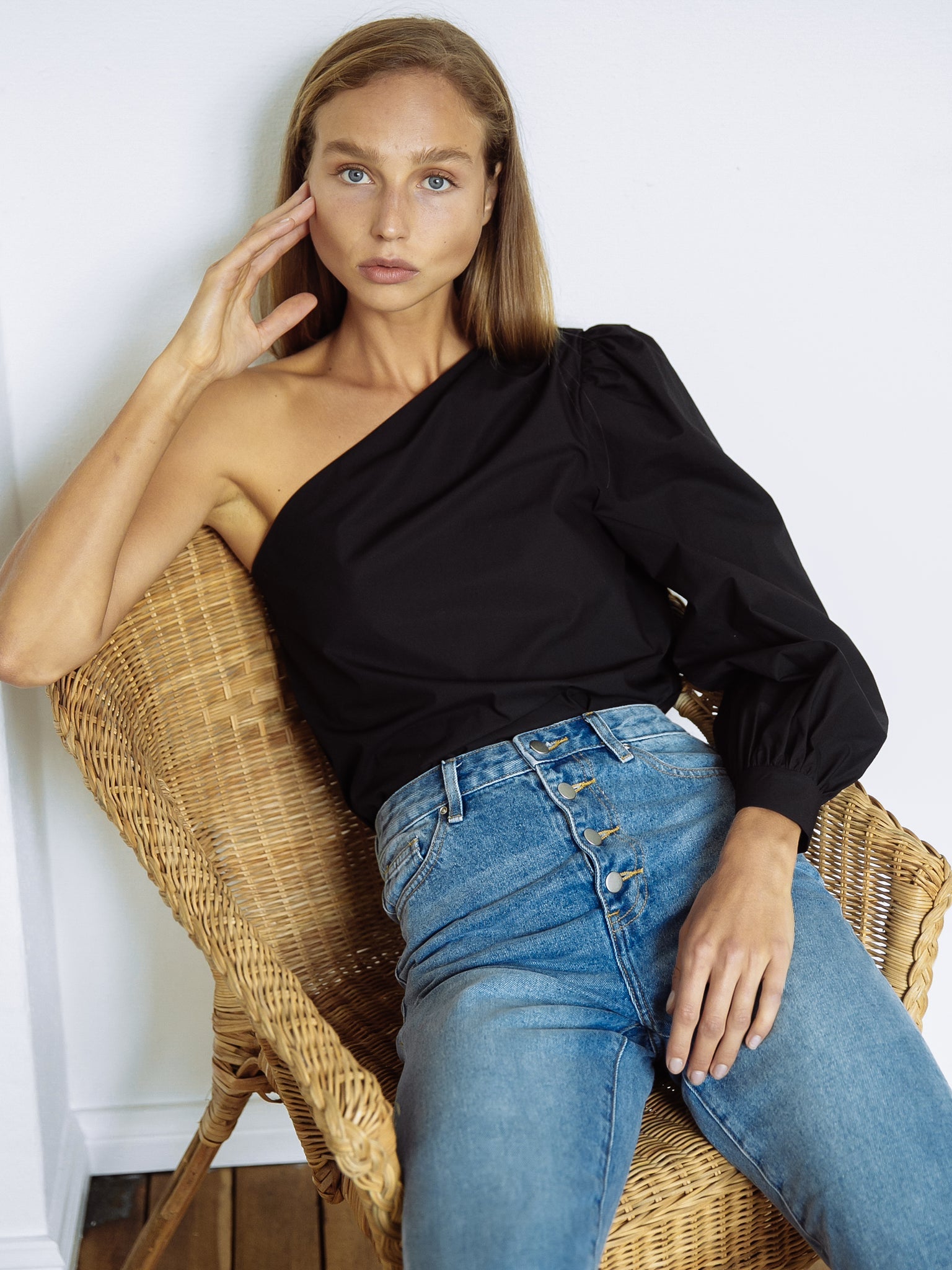 FRAME One Shoulder Cotton Blouson Top - Black