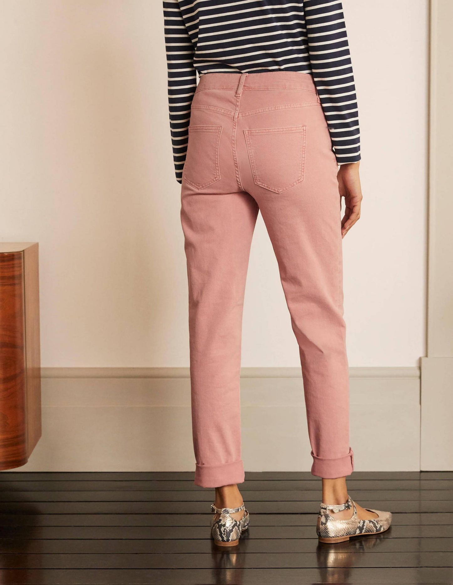 Boden Mid Rise Button Front Girlfriend Jeans - /Pink - 12