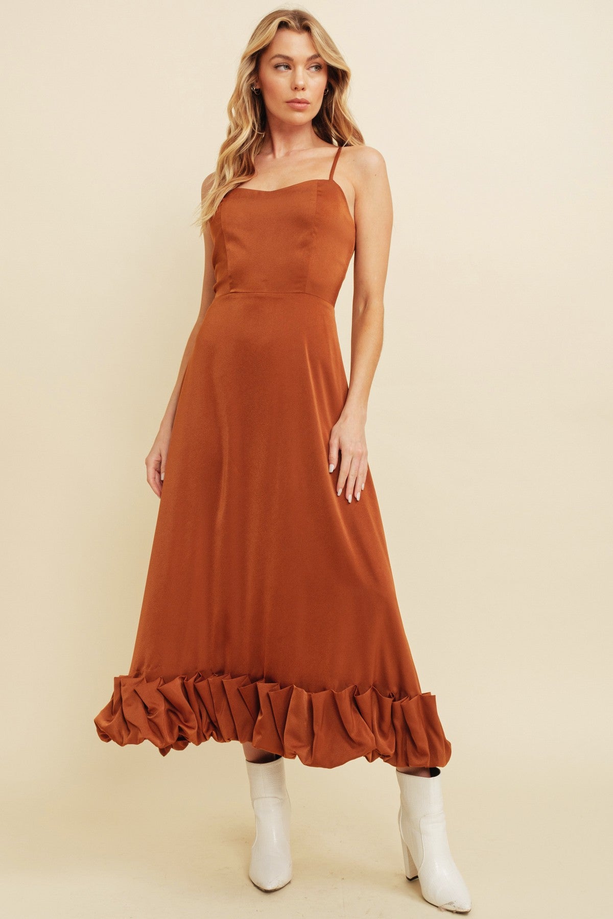 Cloud Ten Brown Ruffle Bottom Maxi / L