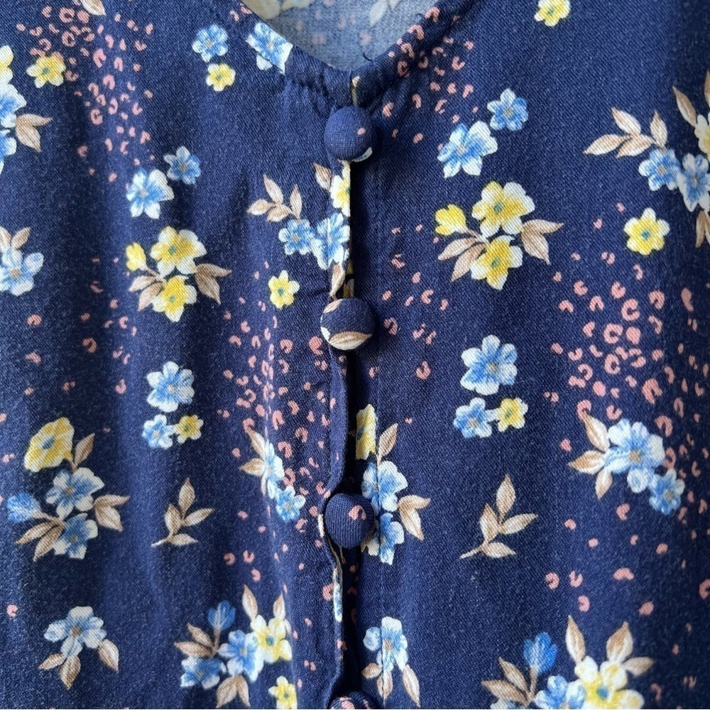 Torrid Stretch Challis Lace-Up Back Top - Floral Blue - Size 0 (L)