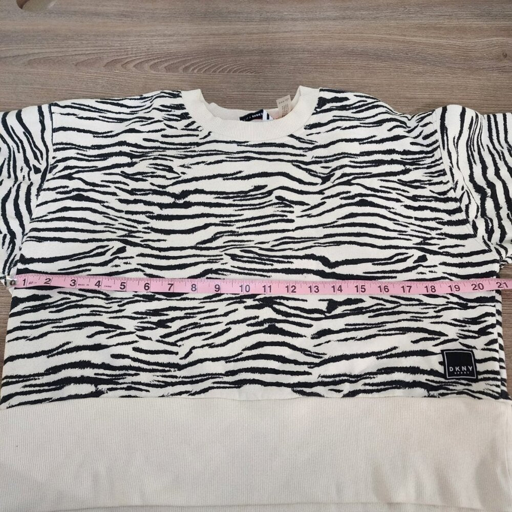 DKNY Sport Tiger Print Cropped Sweater Size M