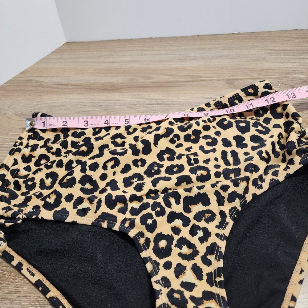 Salt and Cove Animal Print Bikini Bottom Size M (Juniors) (NWOT)
