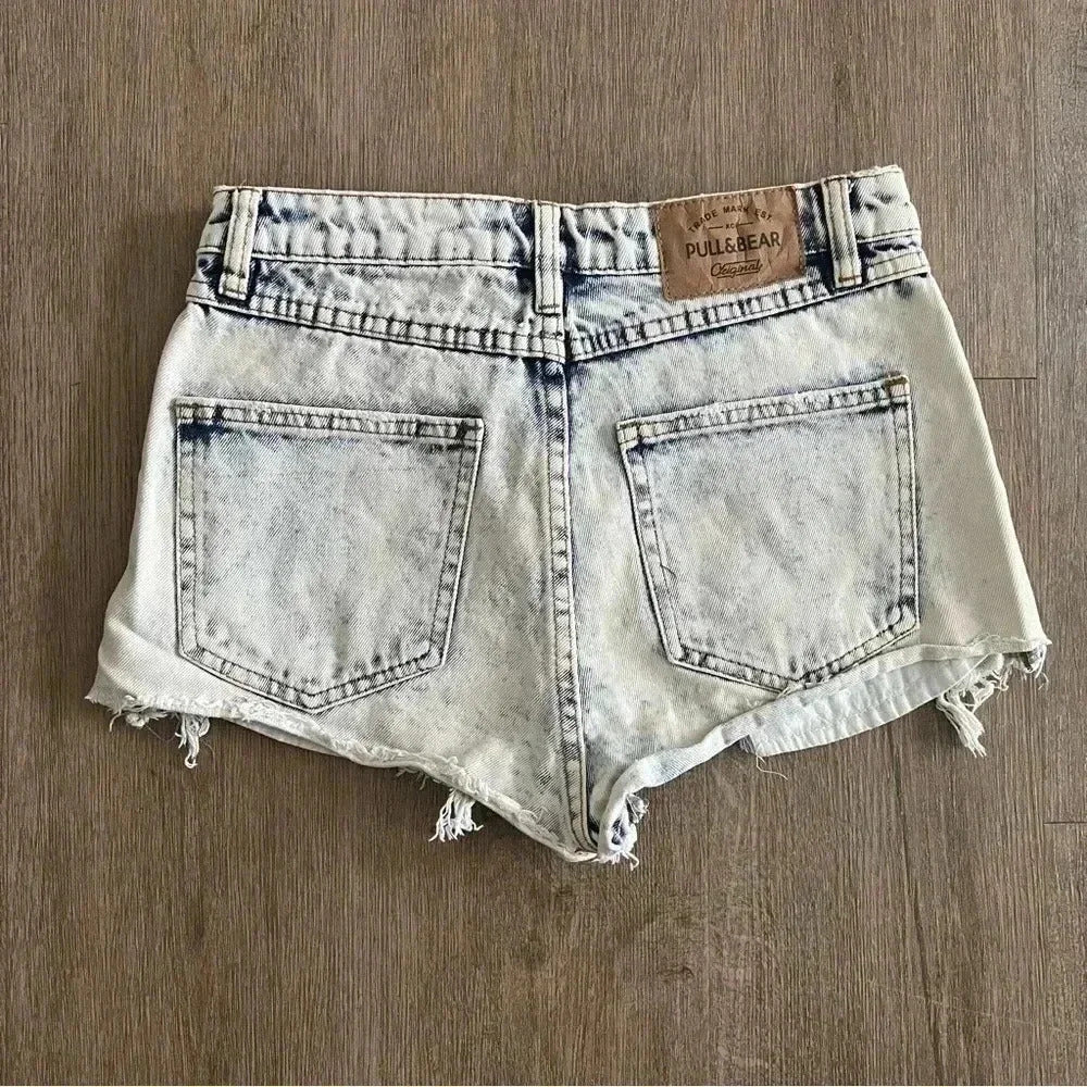 Pull & Bear Distressed Denim Shorts - Acid Wash - Size XS