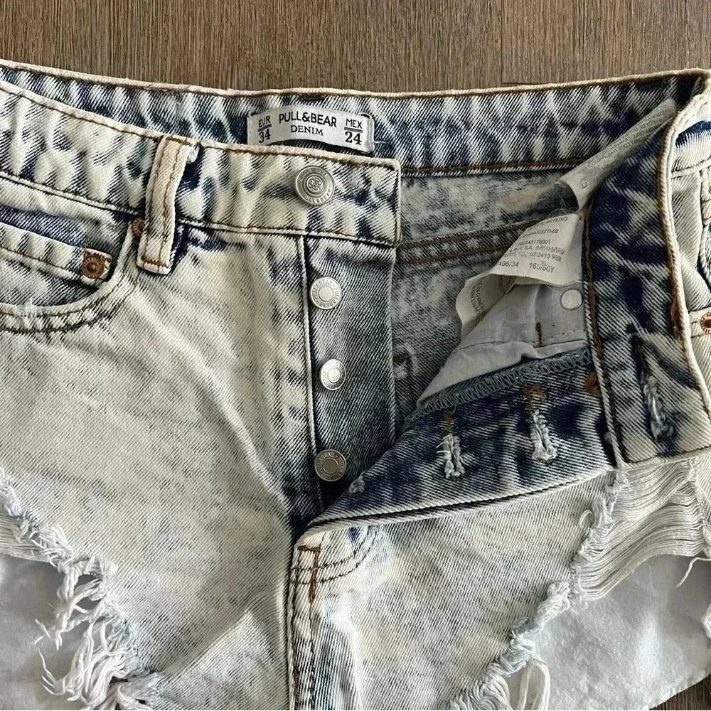 Pull & Bear Distressed Denim Shorts - Acid Wash - Size XS
