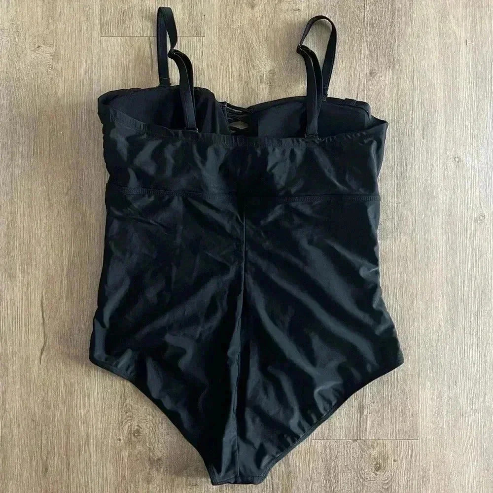 Torrid Slim Fix Wireless Lattice Front One Piece Swimsuit - Black - Size 3X