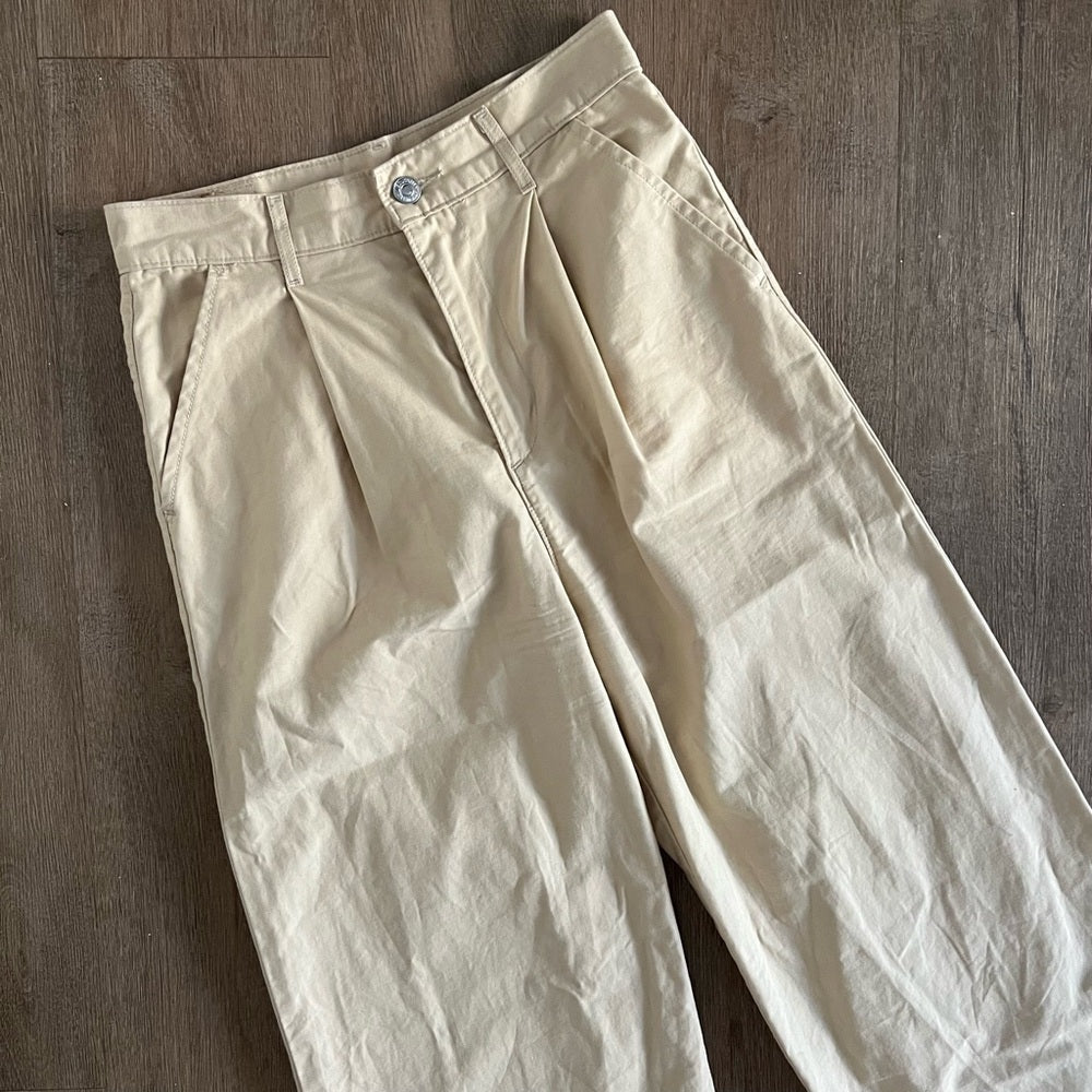 Levi’s Premium 100% Cotton High Loose Pleated Pants - Cream Beige - Size 25
