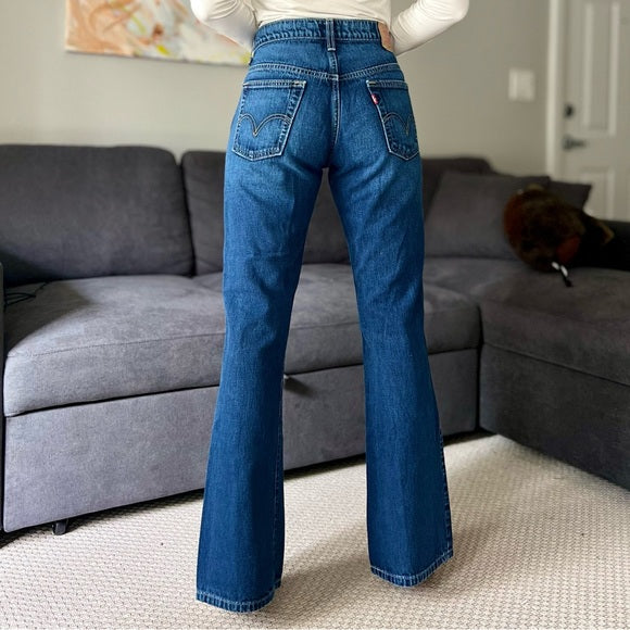 Levi’s 515 Nouveau Bootcut Jeans - Dark Blue Wash - Size 6