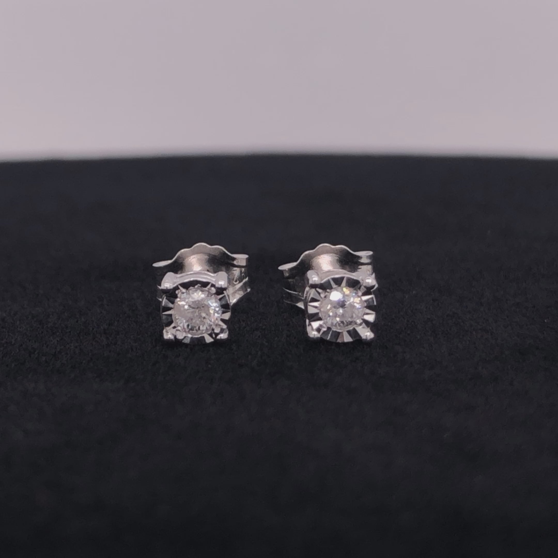 Haus of Brilliance .925 Sterling Silver 1/10 Cttw Round Brilliant-Cut Diamond Miracle-Set Stud Earrings (J-K Color, I3 Clarity)