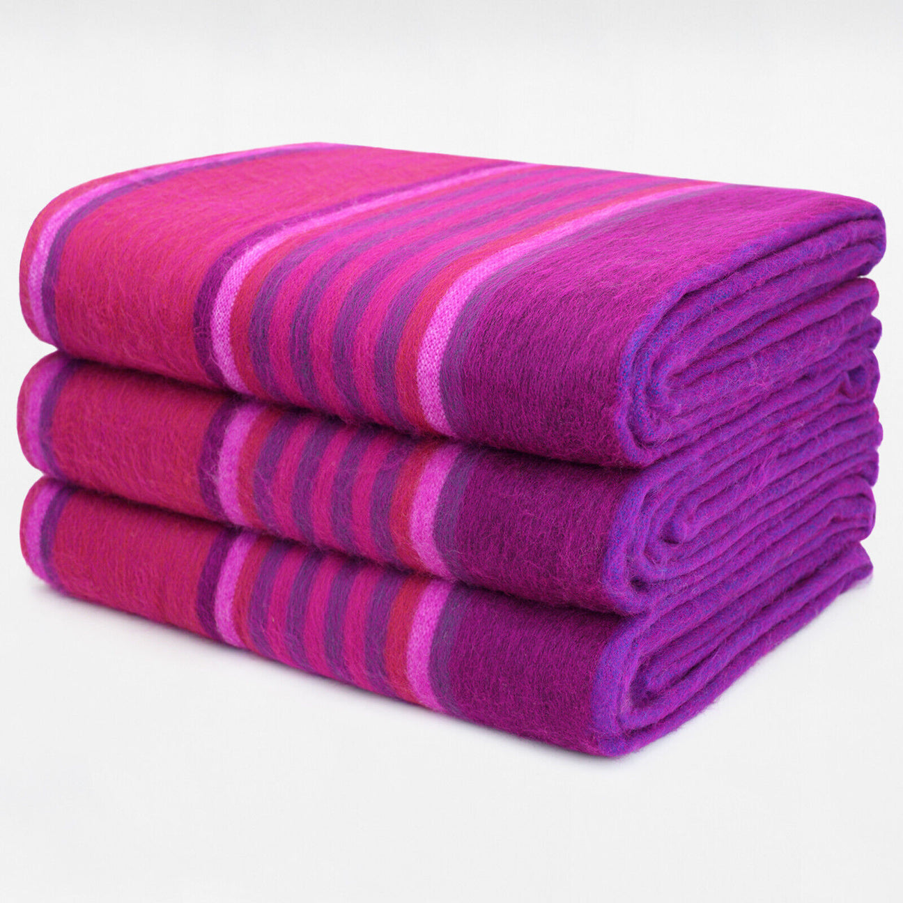 Eculama Chone - baby alpaca wool throw blanket / sofa cover - queen size 97" x 69" - vibrant purples & rich pinks