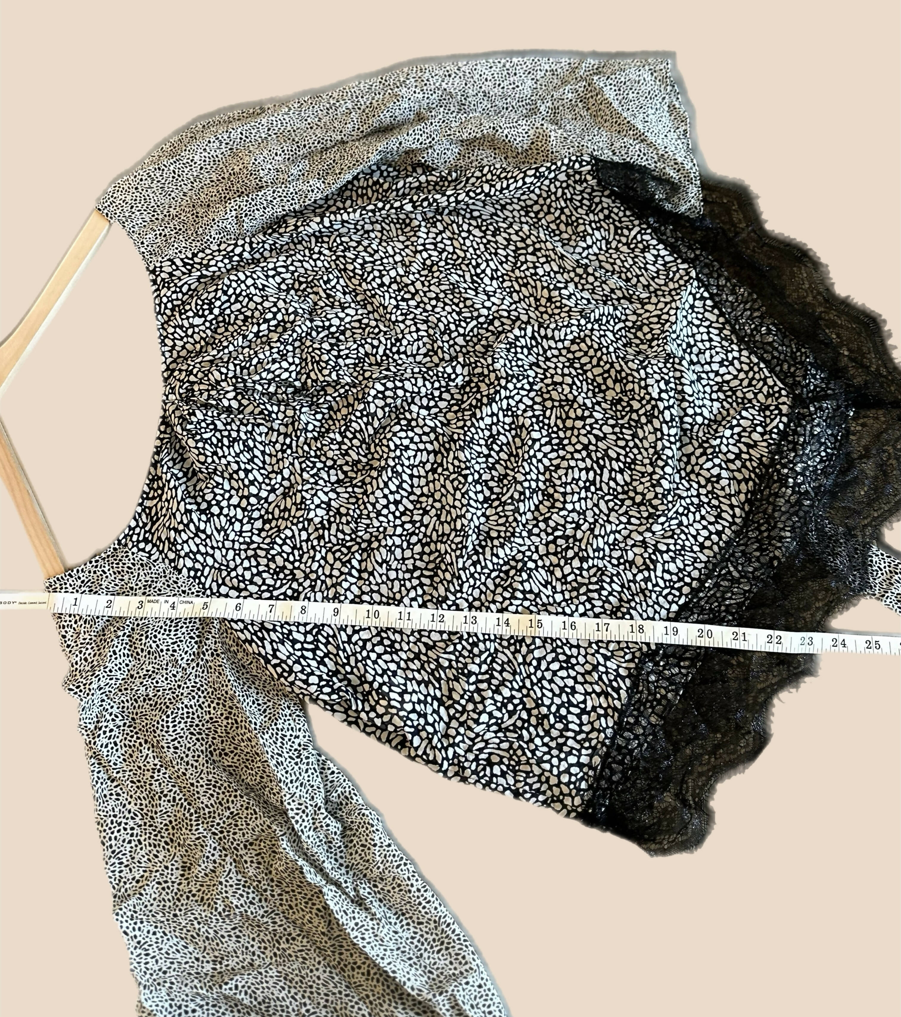 Derek Lamb 10 Crosby Halter Blouse