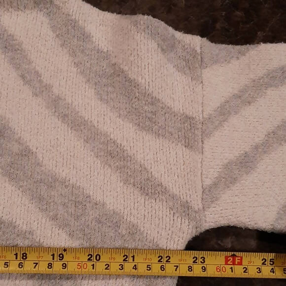 French Connection Wool Blend Jacquard Tiger Sweater - Animal - White Multi/Winter White/Grey Melange