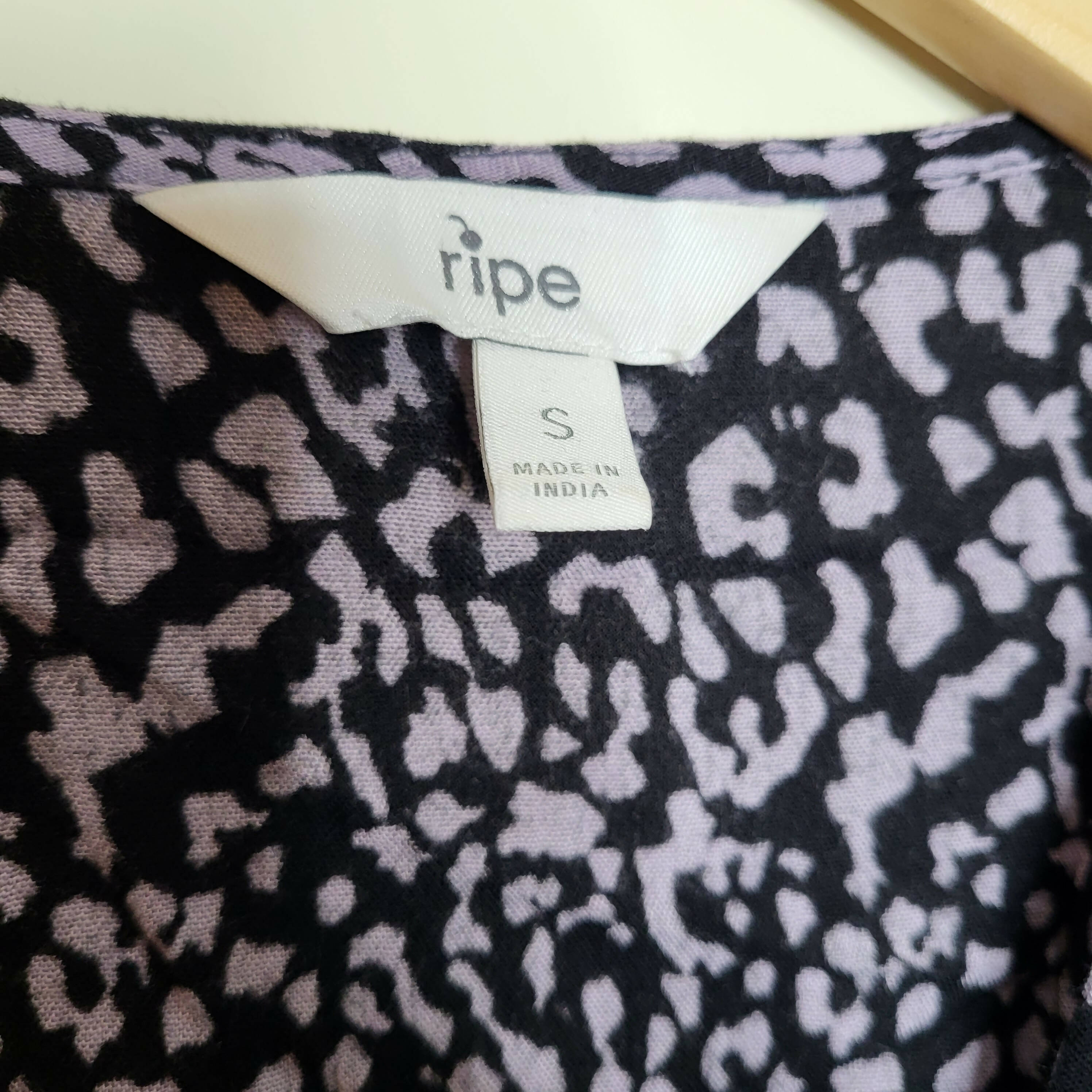 Ripe Maternity Maternity 3/4 Sleeve Wrap Blouse - Abstract - Black Multi/Black/Gray