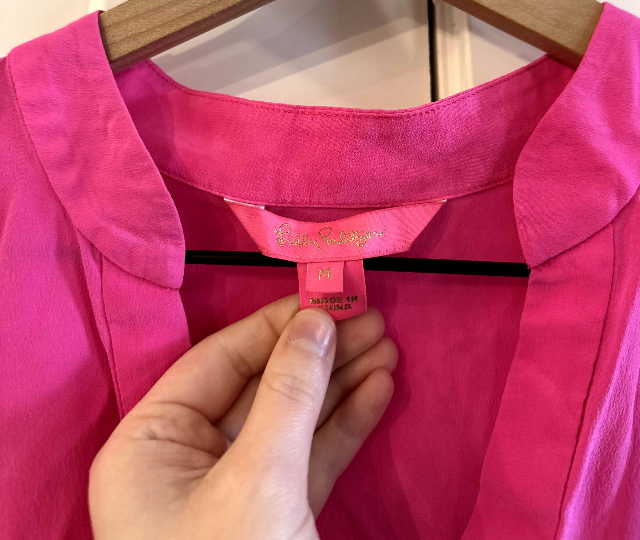 Lilly Pulitzer Dae Smocked Cuff Popover Silk Blouse - /Pink