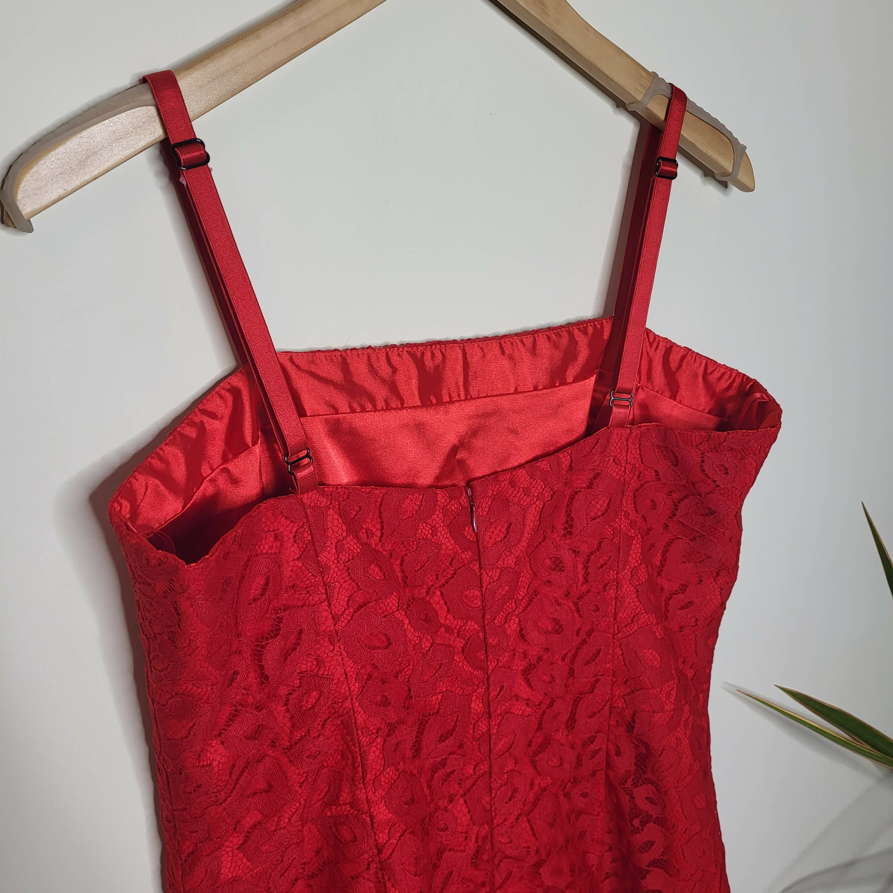 Milly Lace Overlay Flounce Dress - Abstract - Red/Ruby