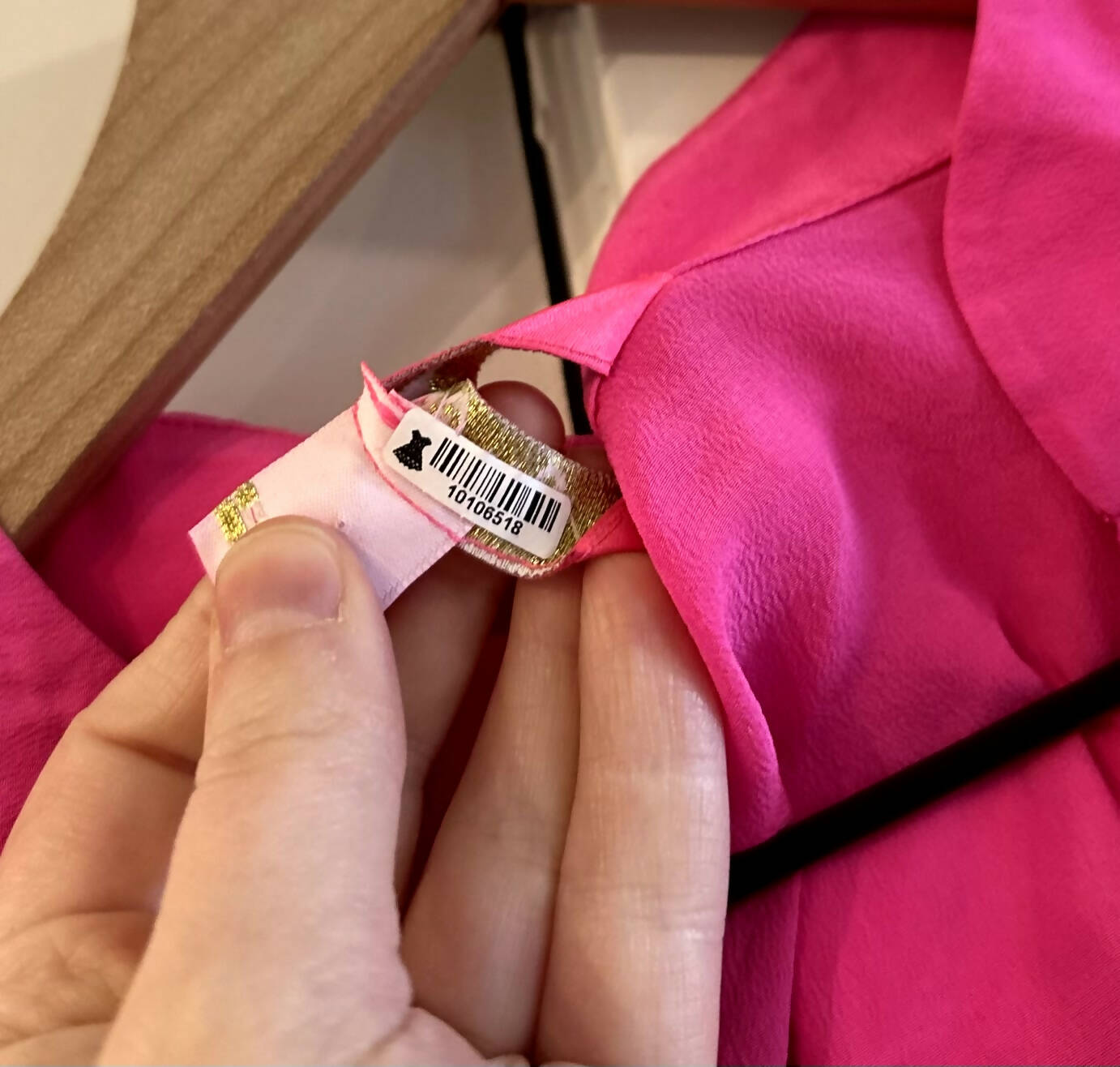 Lilly Pulitzer Dae Smocked Cuff Popover Silk Blouse - /Pink