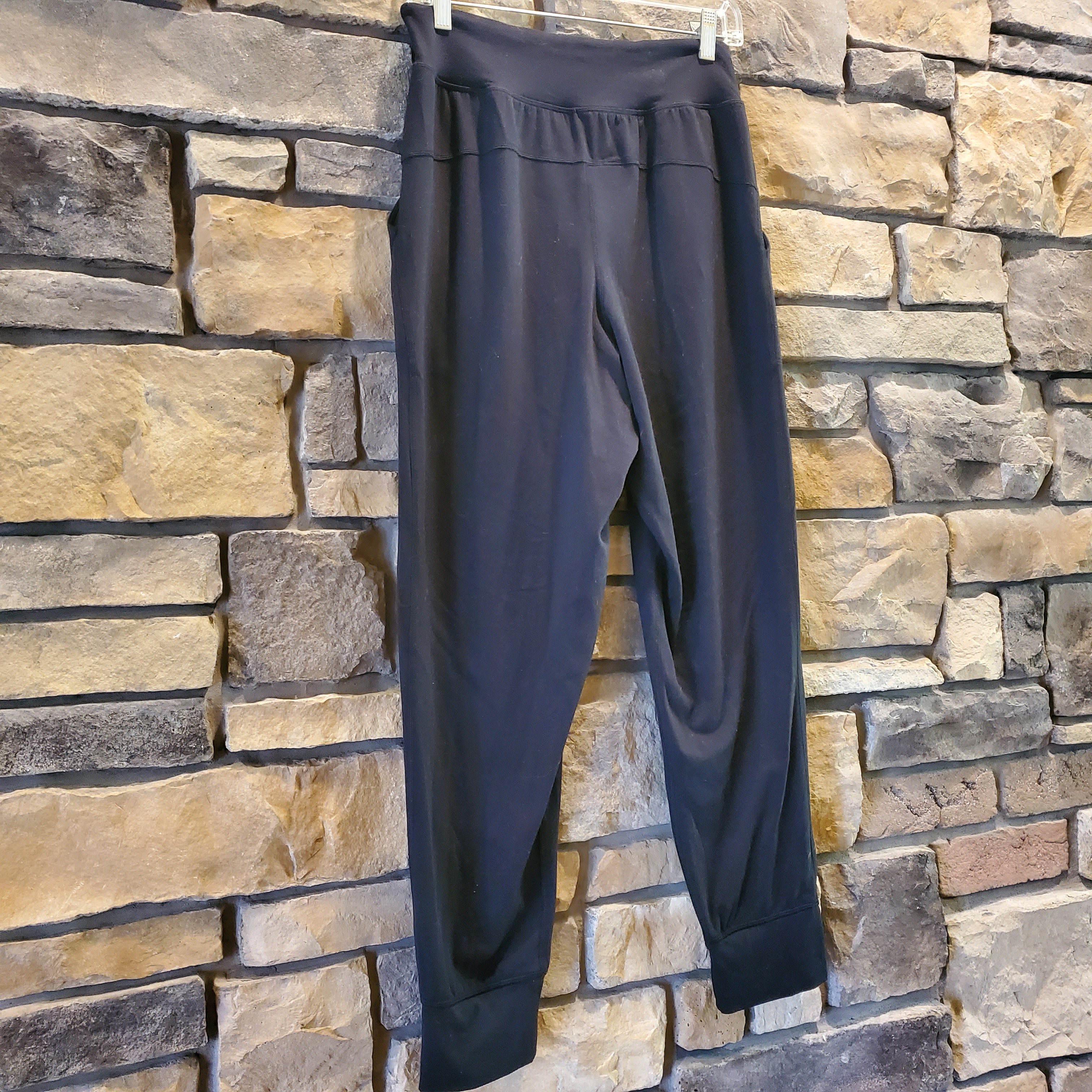 Universal Standard Cooper Motion Jogger - Black - L