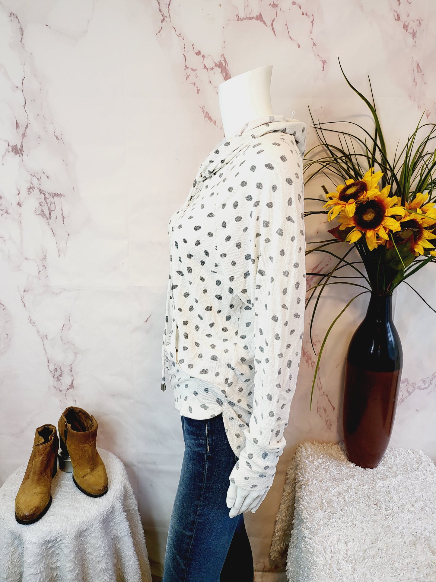 Tart Long Sleeve Billy Pullover - Dots - Beige Multi/Cheetah Dot - S
