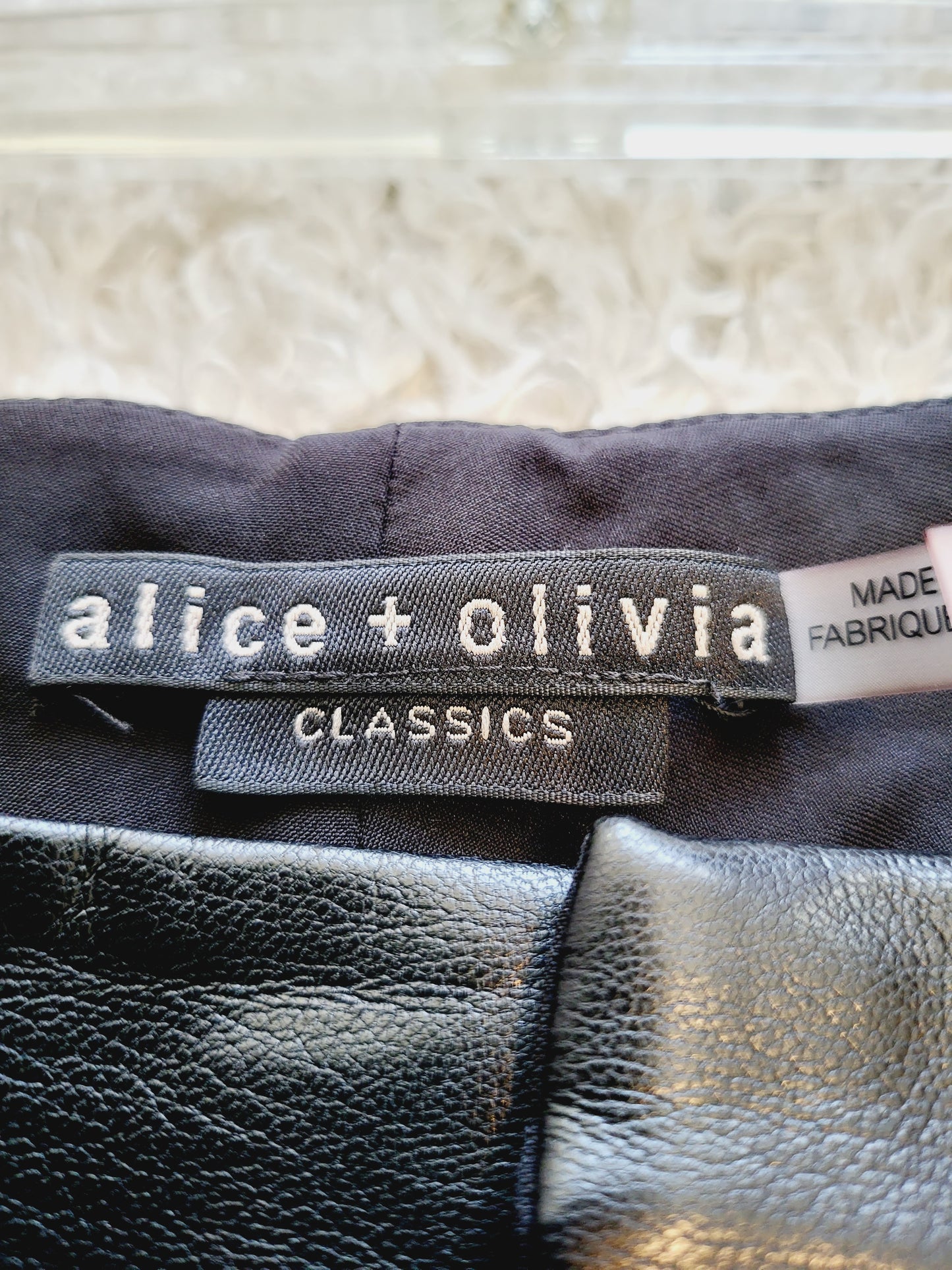 ALICE + OLIVIA  Esta Vegan Leather Pleated Pant - Black