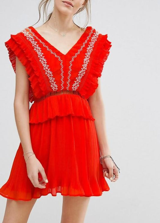 Moon River Open Back Embroidered Ruffle Sleeveless Accordion Dress red orange XS