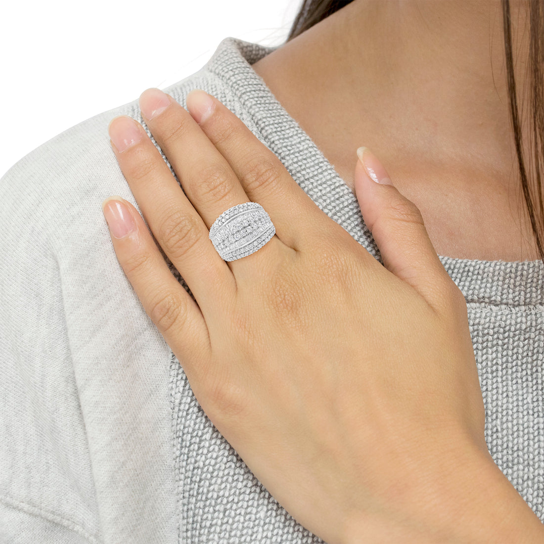 Haus of Brilliance .925 Sterling Silver 2.00 Cttw Round and Baguette-Cut Diamond Cluster Ring (H-I Color, I1-I2 Clarity) - Size 5