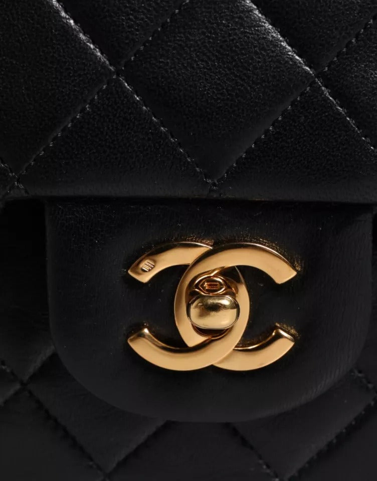 Chanel Black Lambskin Medium Classic Double Flap Quilted Gold Shoulder Bag/one size/Black