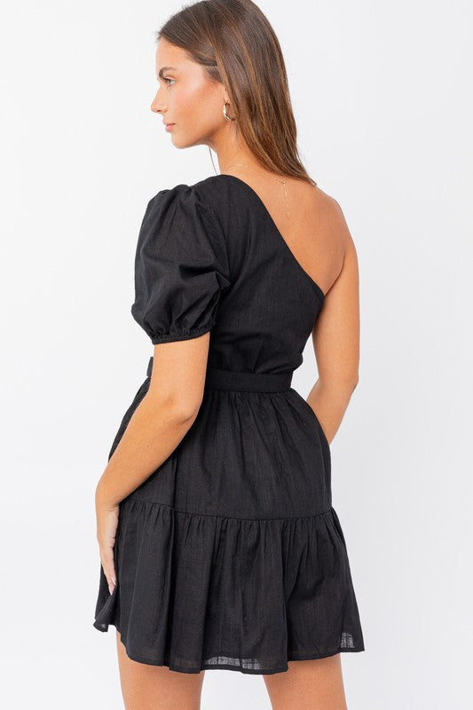 Le Lis Black Puff Sleeve Belted Mini / L