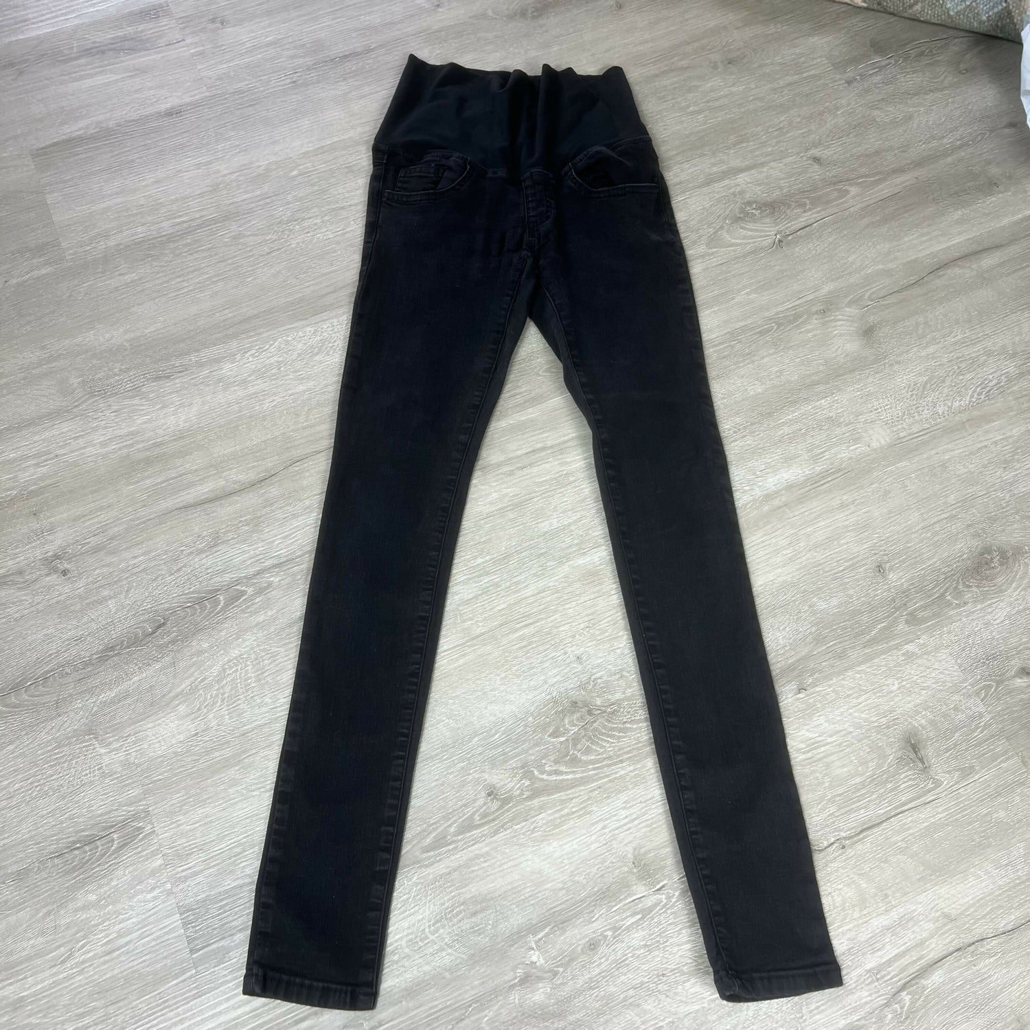 Soon Maternity Heavenly Overbelly Skinny Jeans in Black 26