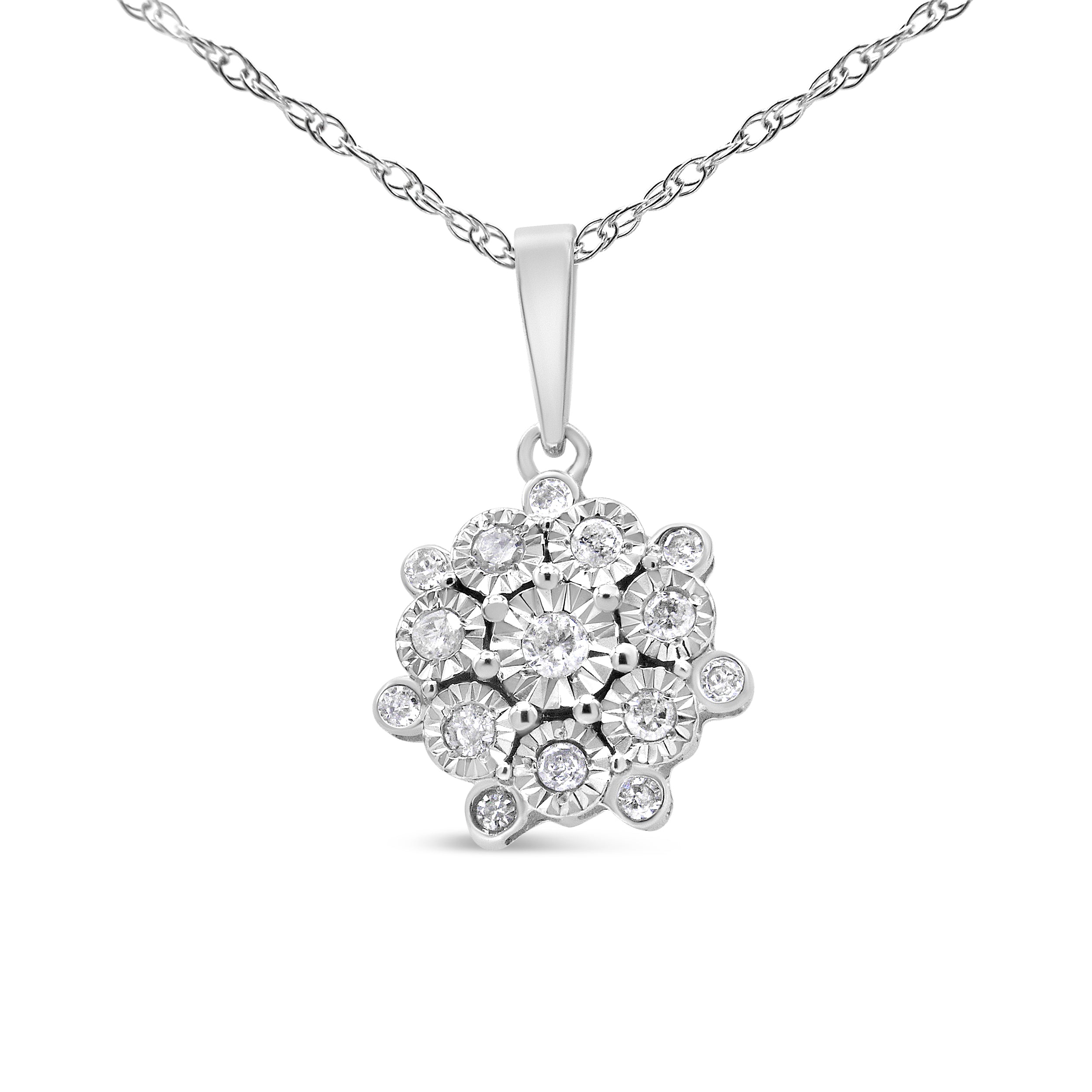 Haus of Brilliance .925 Sterling Silver 1/4 cttw Diamond Floral Cluster Pendant Necklace (I-J, I2-I3)