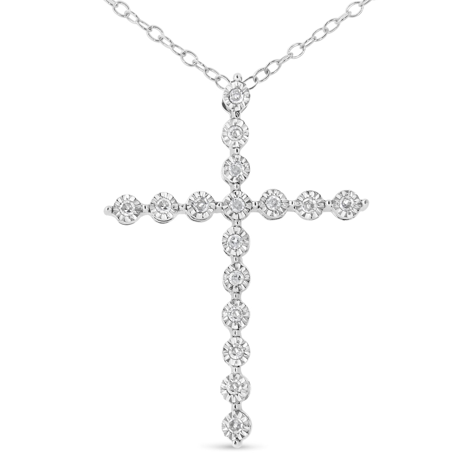 Haus of Brilliance .925 Sterling Silver 1/6 cttw Diamond Cross Pendant Necklace (I-J, I1-I2)