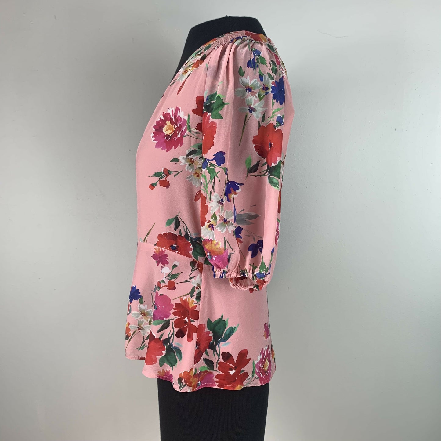 Yumi Kim Short Elastic Sleeve Button Front Blouse - Floral - Pink Multi/Sunnyside Pink (Silk Blend) - L