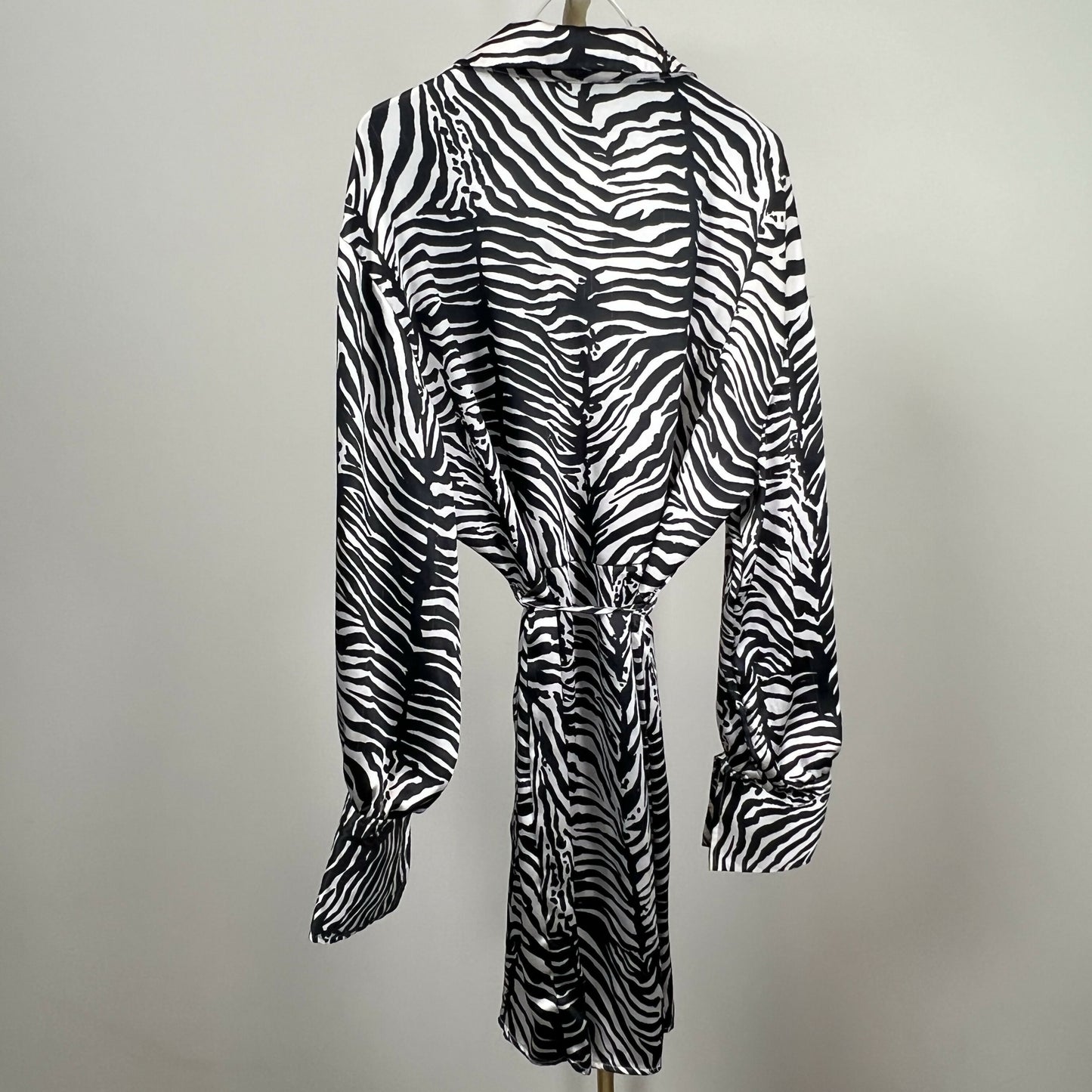 Ena Pelly Ashleigh Long Sleeve Shirt Mini Dress Animal Black Multi/Zebra Print/Size 10