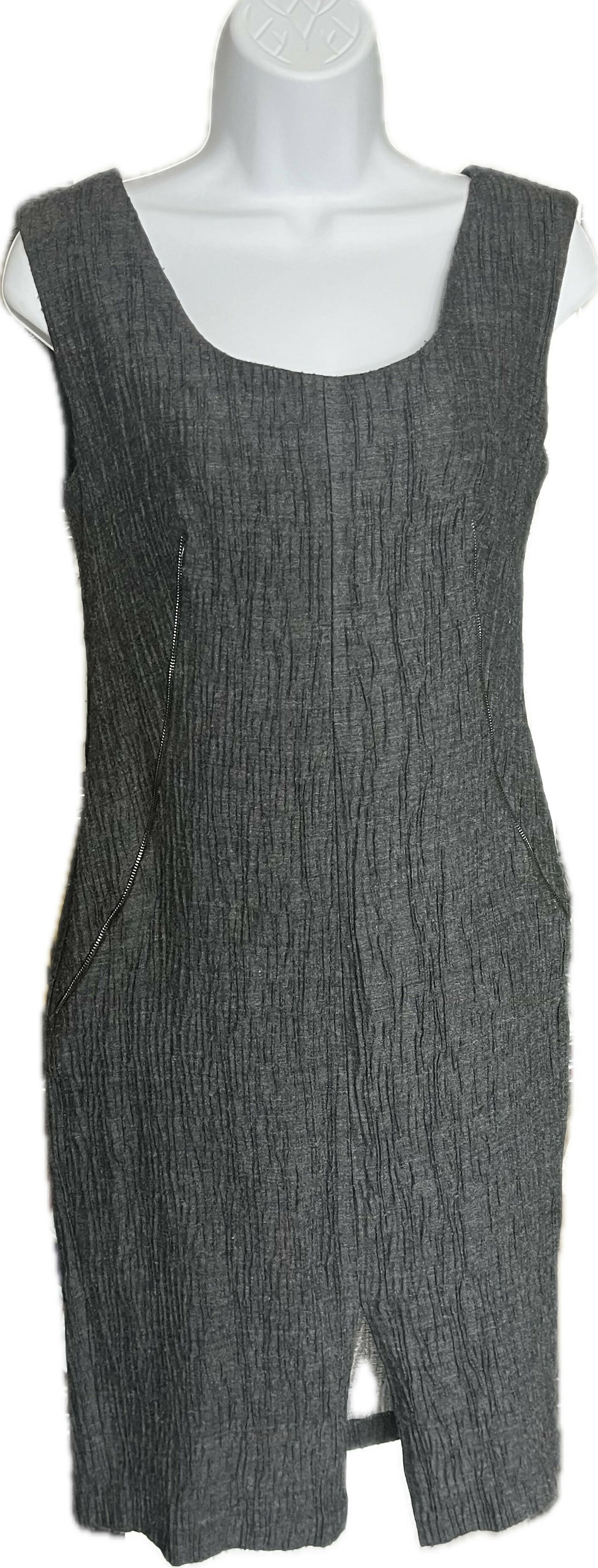 Lyudviga Couture Zipper Detail Textured Sleeveless Dress Gray size 6
