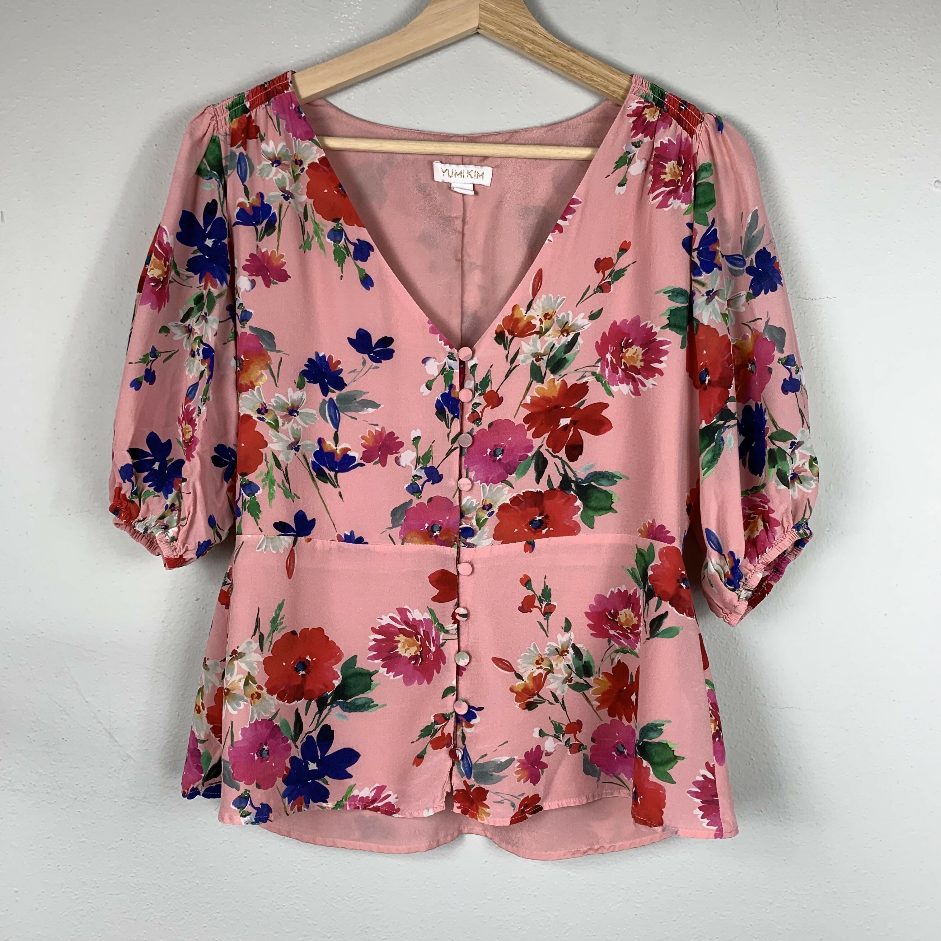 Yumi Kim Short Elastic Sleeve Button Front Blouse - Floral - Pink Multi/Sunnyside Pink (Silk Blend) - L