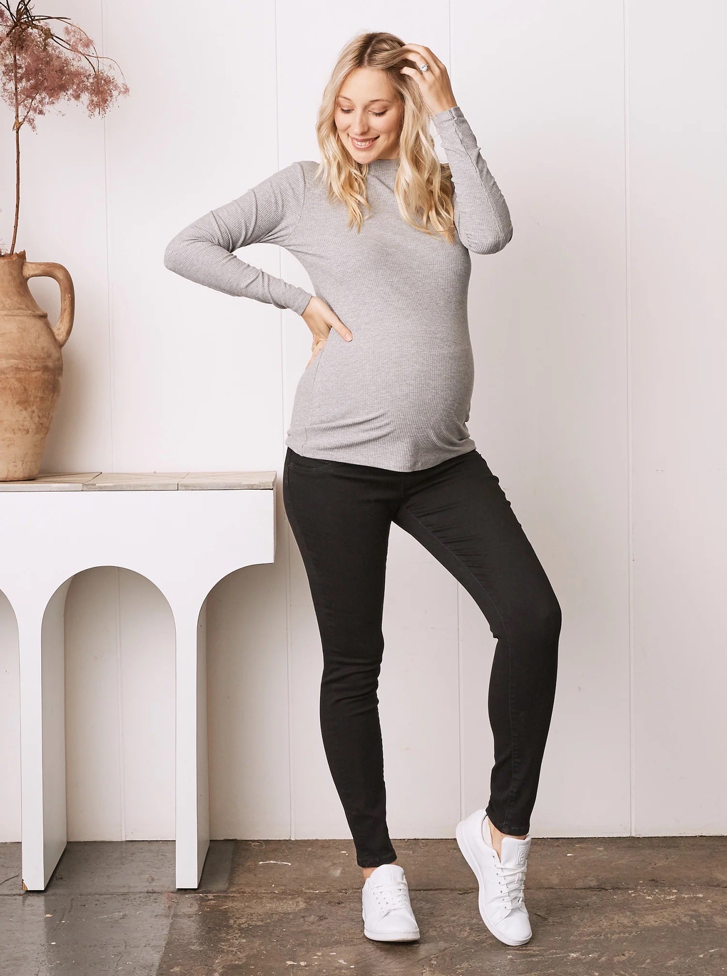 Indigo Blue Skinny Maternity Denim Jeans Black - XS